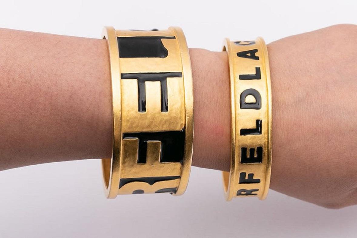 Pair of Karl Lagerfeld Golden Bracelets For Sale 6