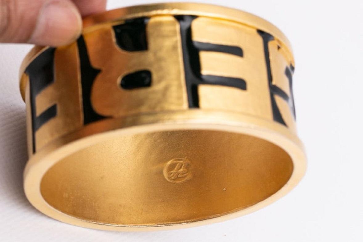 Pair of Karl Lagerfeld Golden Bracelets For Sale 7