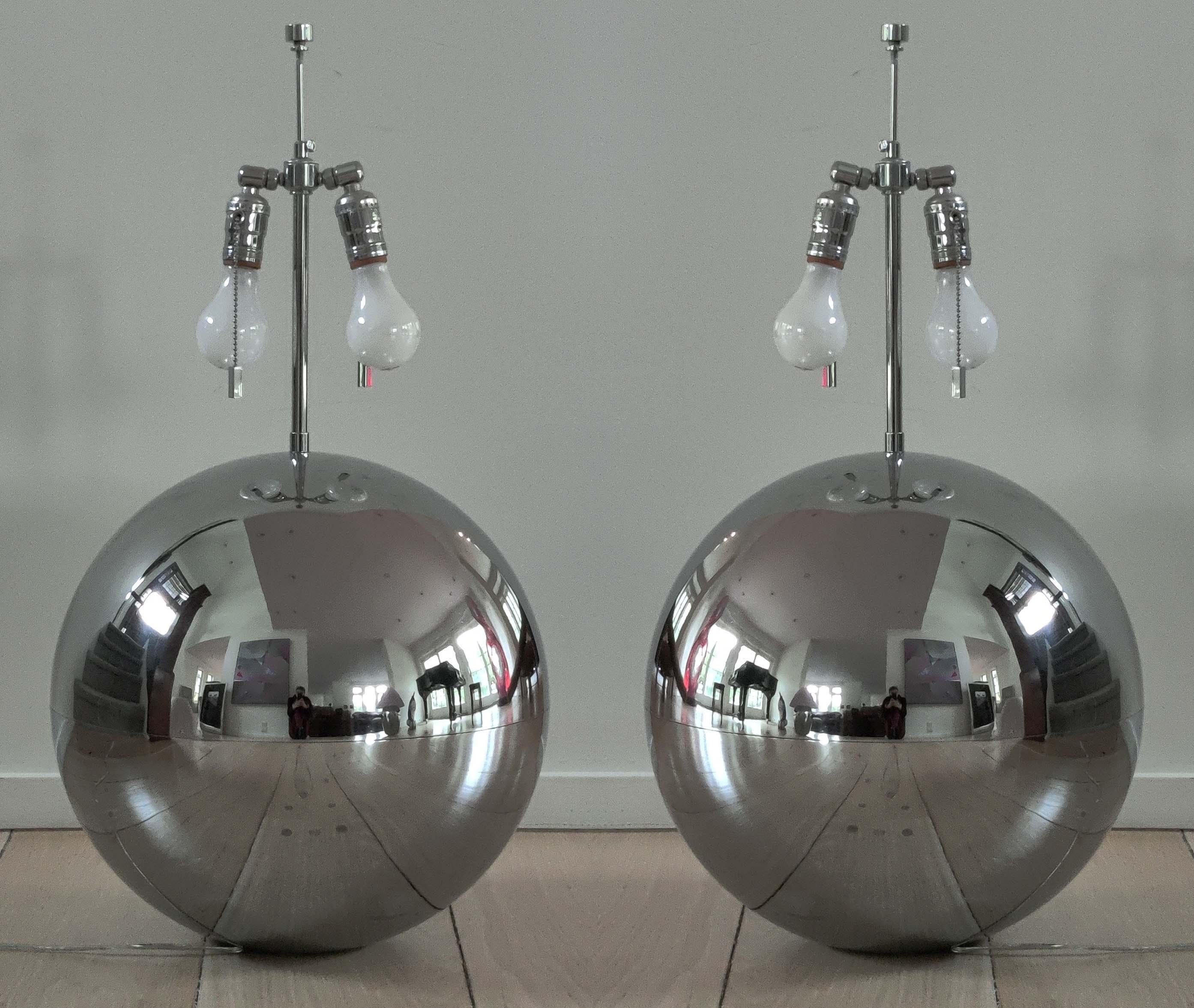 Mid-Century Modern Pair of Karl Springer Chrome and Original Purple String Shade Ball Lamps, 1980s For Sale
