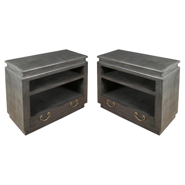 Pair of Karl Springer Style Lacquered Grasscloth Bedside Tables or Side Cabinets For Sale