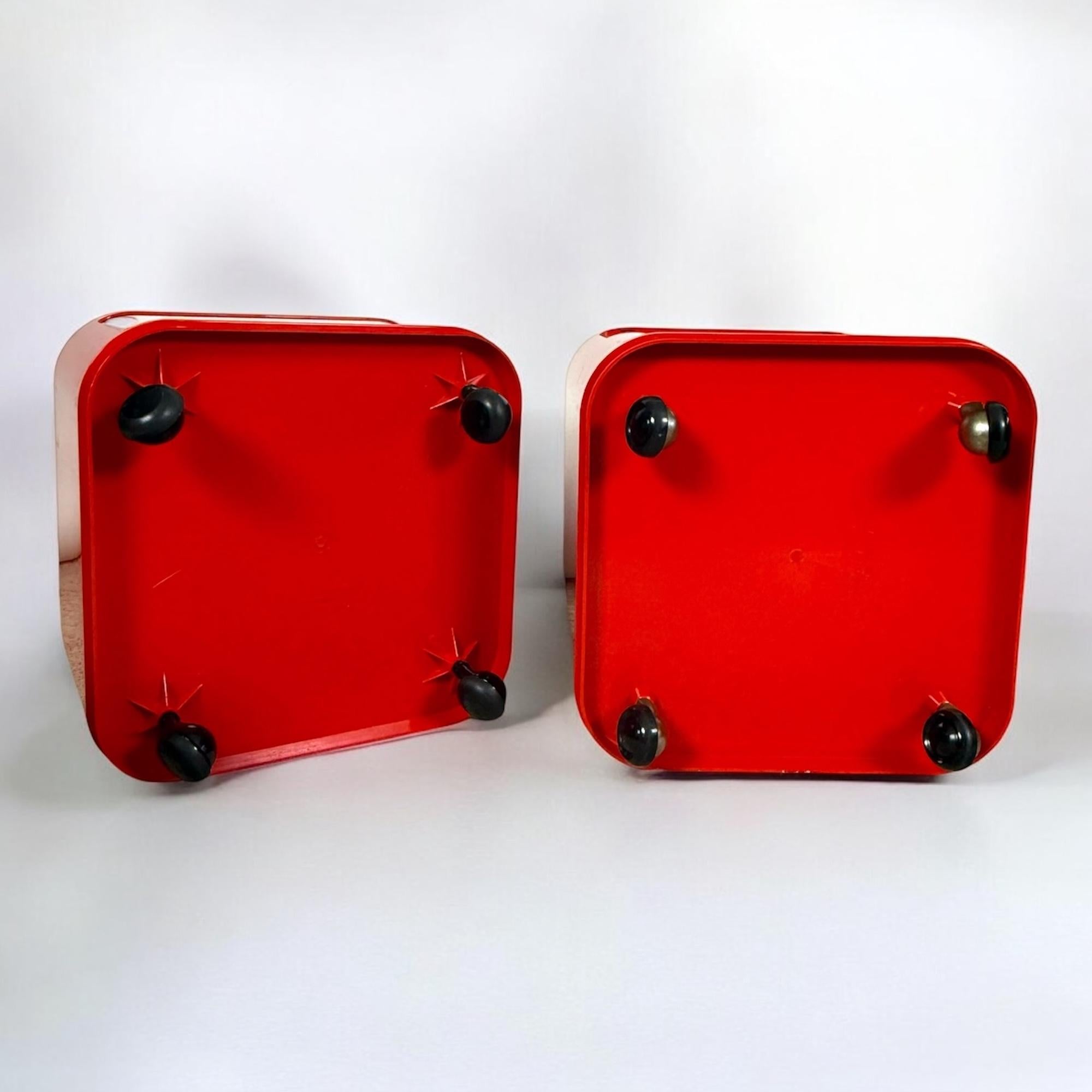 Pair of Kartell 'Componibili' Red Square-Base Serving Trolleys / Tables, 1960s 1