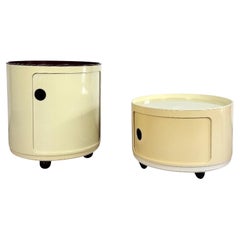 Paar Kartell 'Componibili' Servierwagen/Tische mit rundem Sockel und rundem Sockel, 1960er Jahre