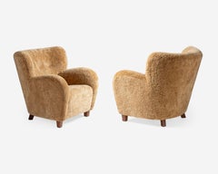 Pair of Karu Lounge Chairs in Maple Sheepskin by Dagmar