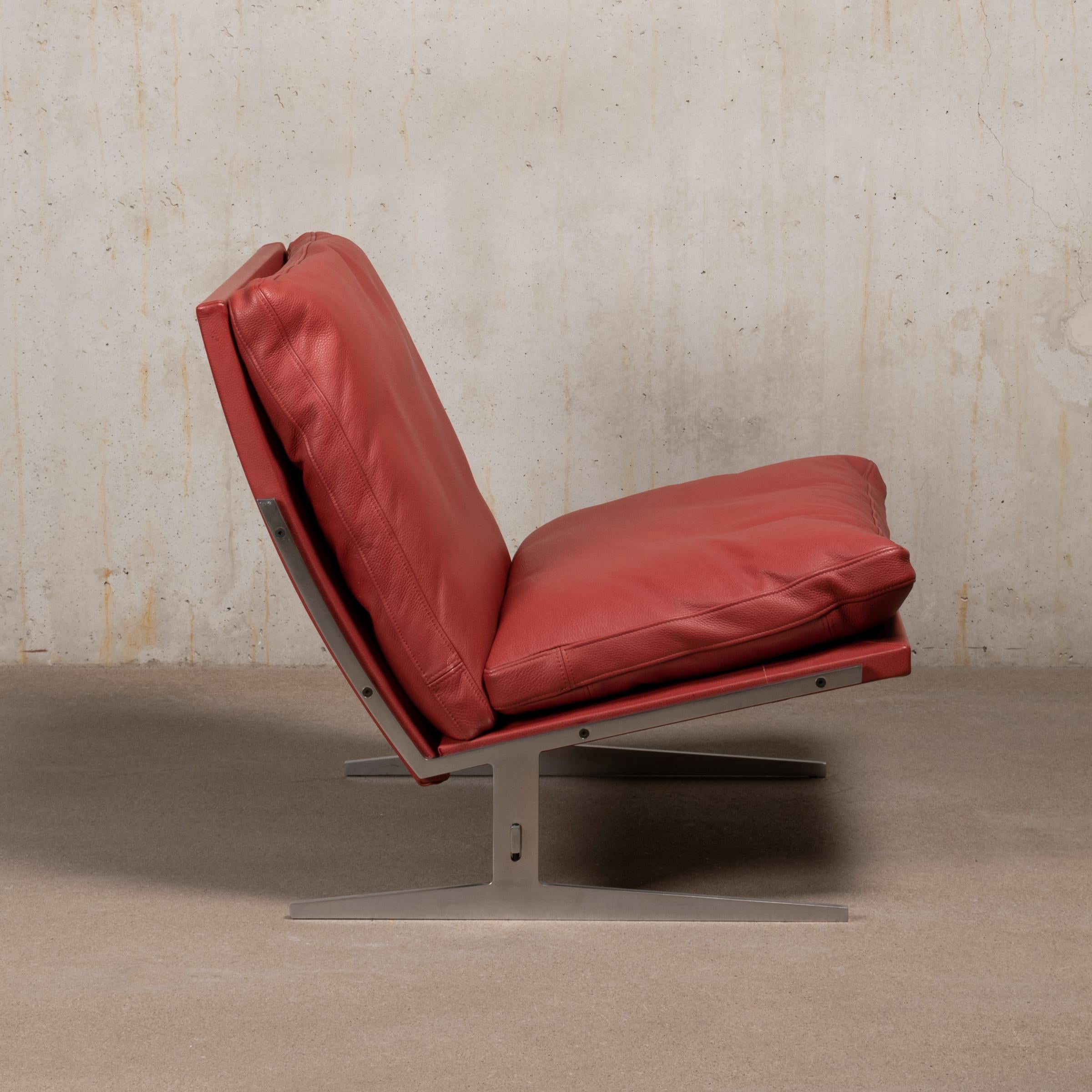 Pair of Kastholm & Fabricius BO-561 Lounge Chairs in Ruby Red Leather by Bo-Ex In Good Condition In Amsterdam, NL