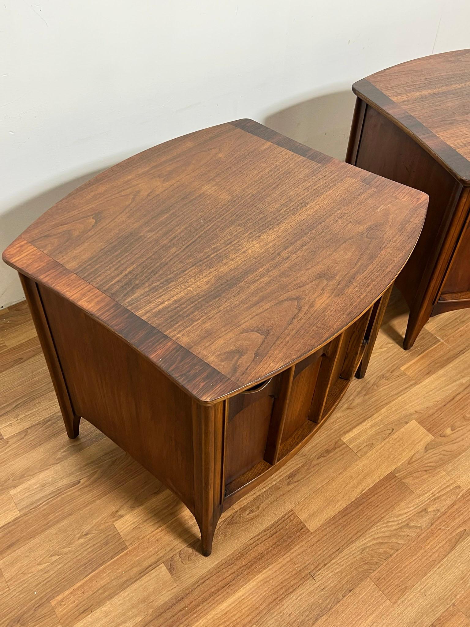 Mid-Century Modern Pair of Kent Coffey Perspecta End Tables, circa 1960s
