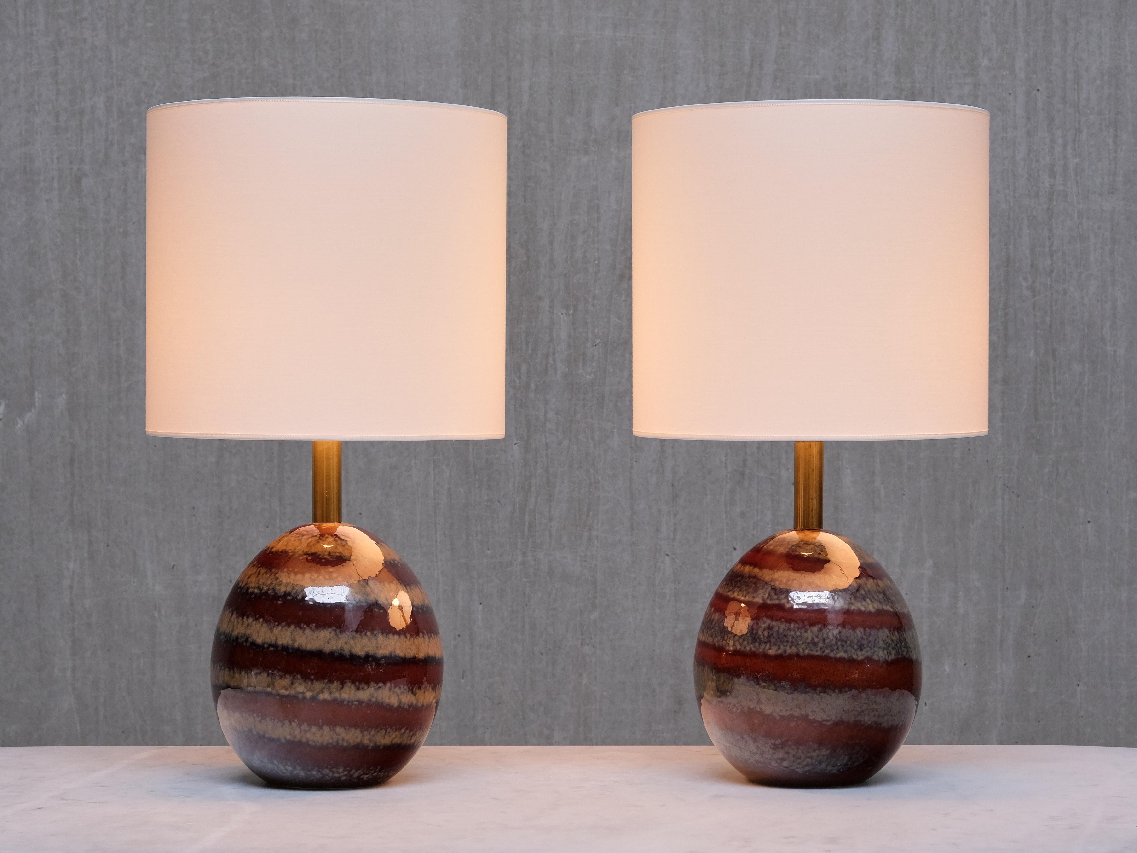 Suédois Paire de lampes de table ovales en céramique émaillée de Kent Eriksson, Designhuset, Suède, années 1970 en vente