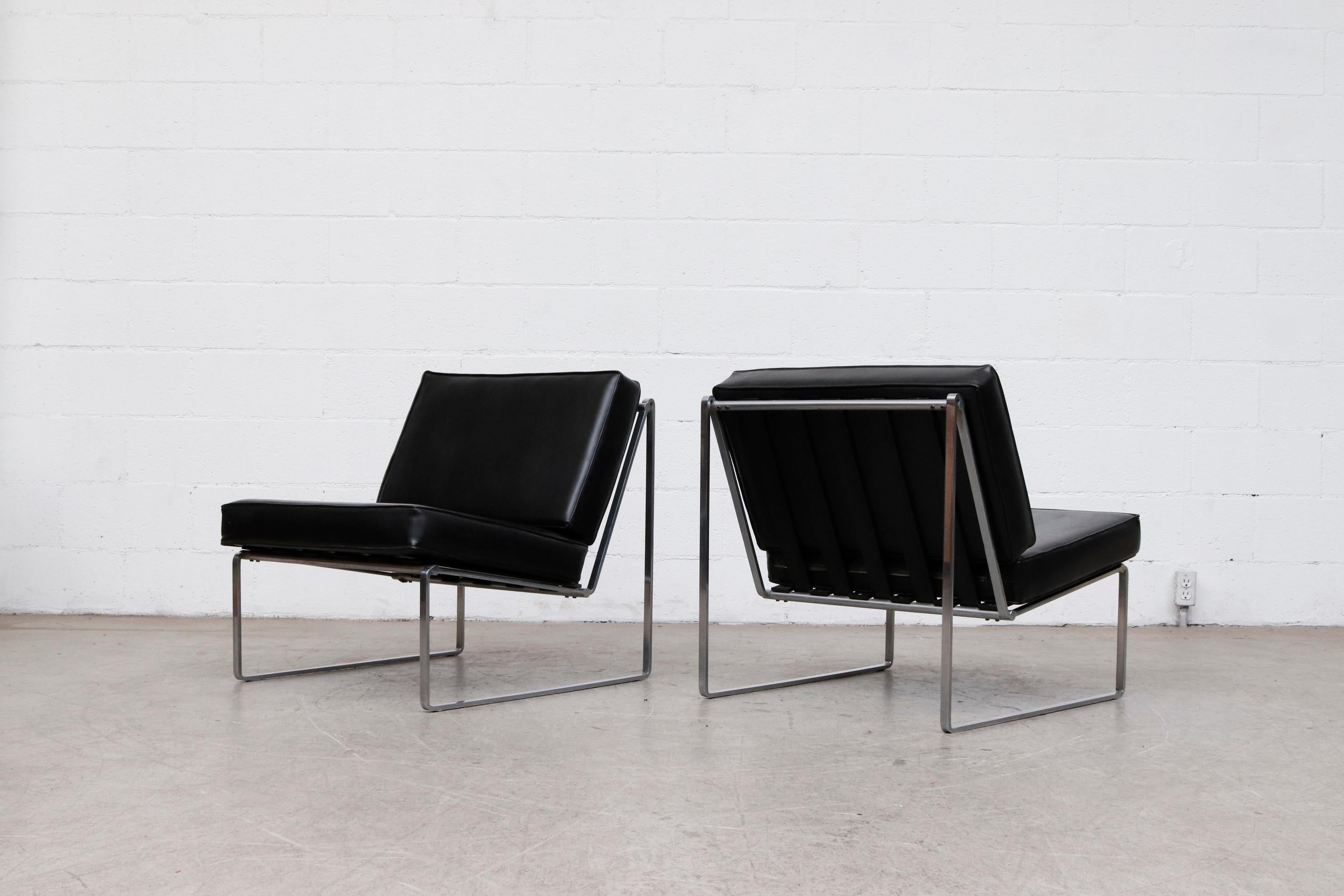 Stained Pair of Kho Liang Ie Model 025 Lounge Chairs for Artifort