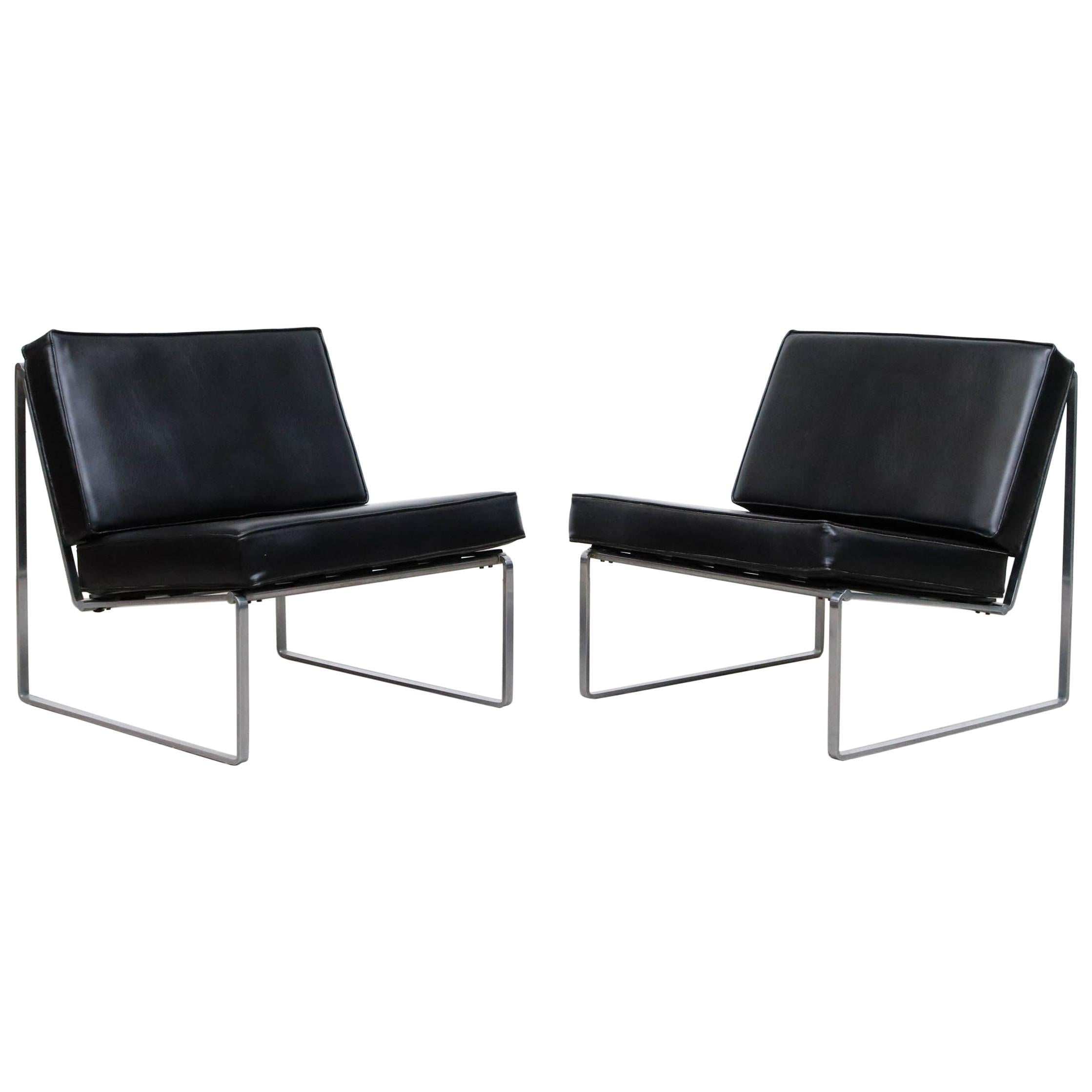 Pair of Kho Liang Ie Model 025 Lounge Chairs for Artifort