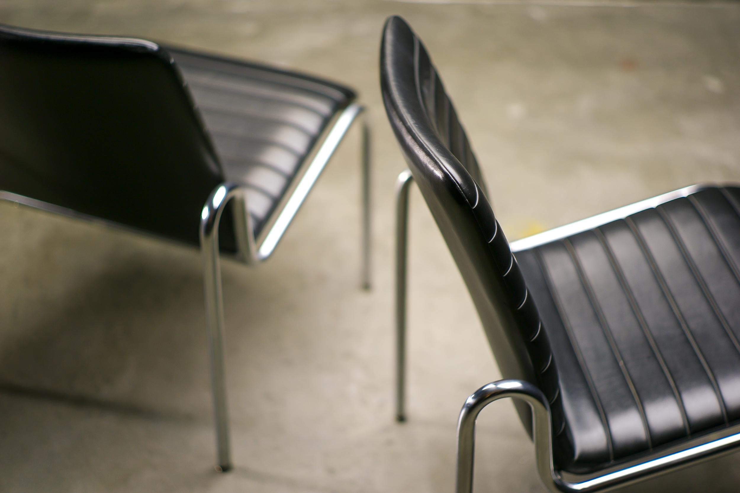 Paire de chaises longues Kho Liang Ie Model No 703, 1968 Bon état - En vente à Dronten, NL