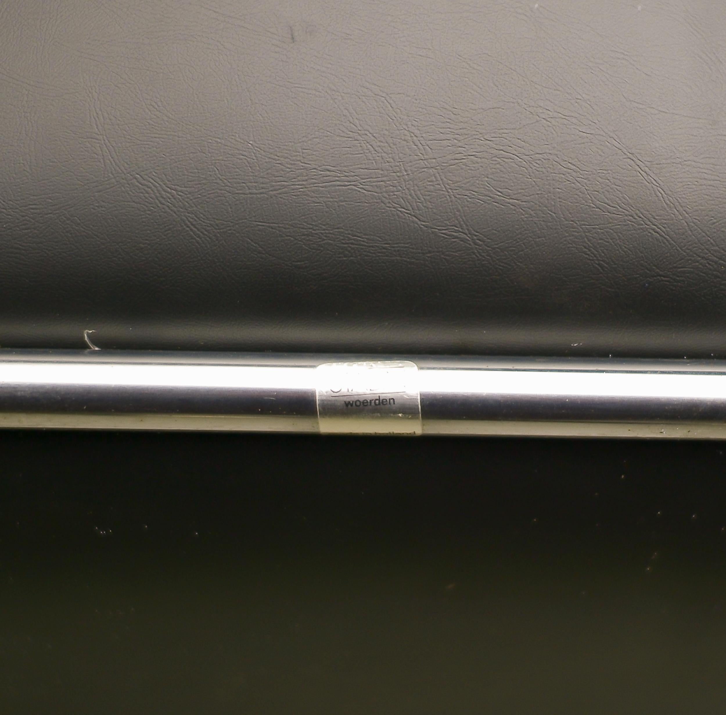 Paire de chaises longues Kho Liang Ie Model No 703, 1968 en vente 2