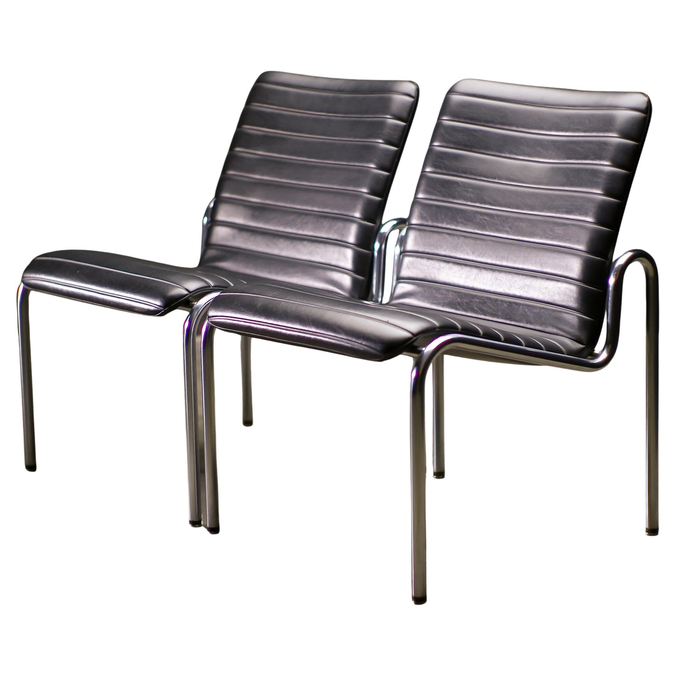 Paire de chaises longues Kho Liang Ie Model No 703, 1968 en vente