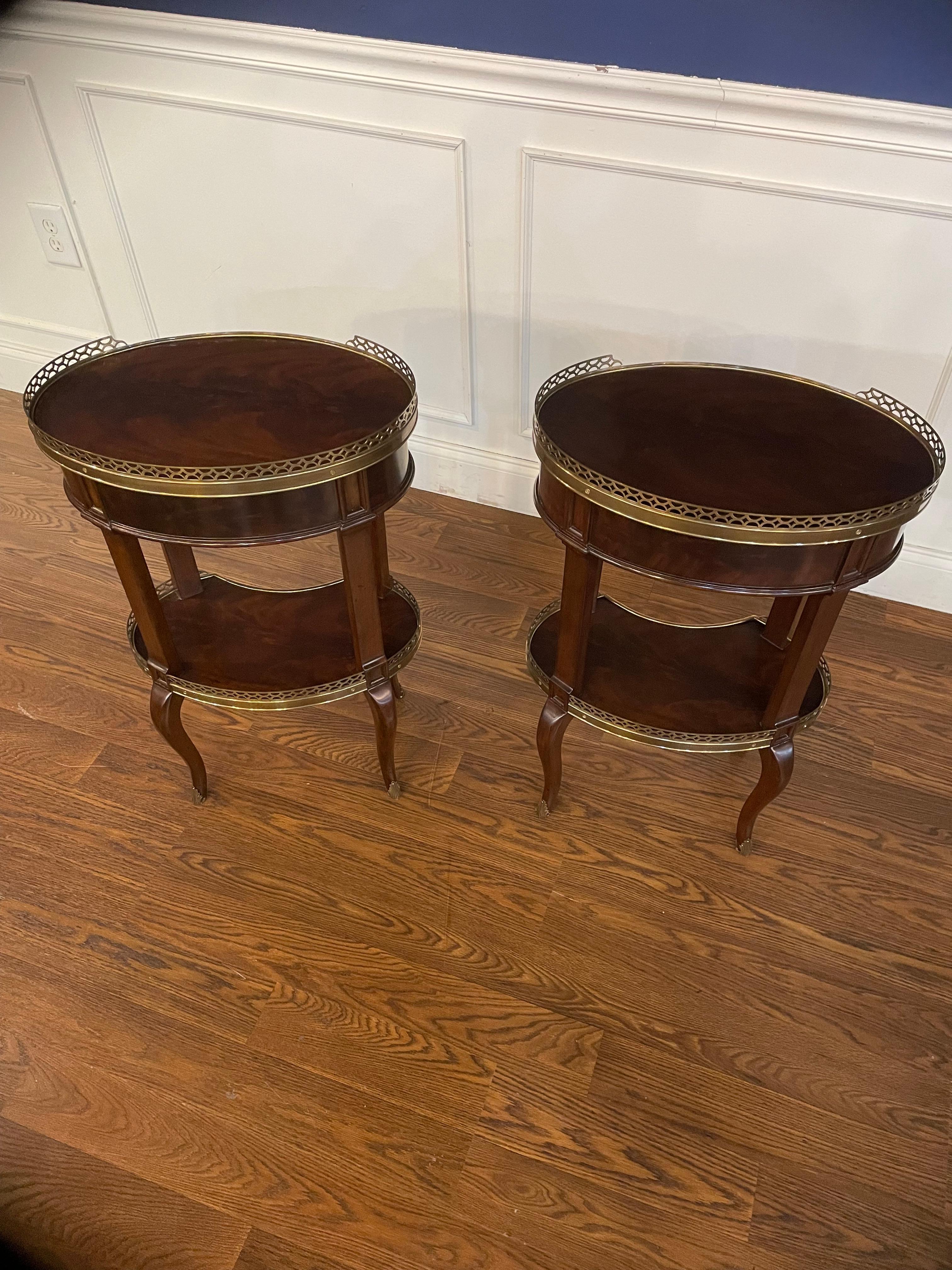 Pair of Kidney Shaped Mahogany Lamp Tables by Leighton Hall - Showroom Samples In Good Condition For Sale In Suwanee, GA