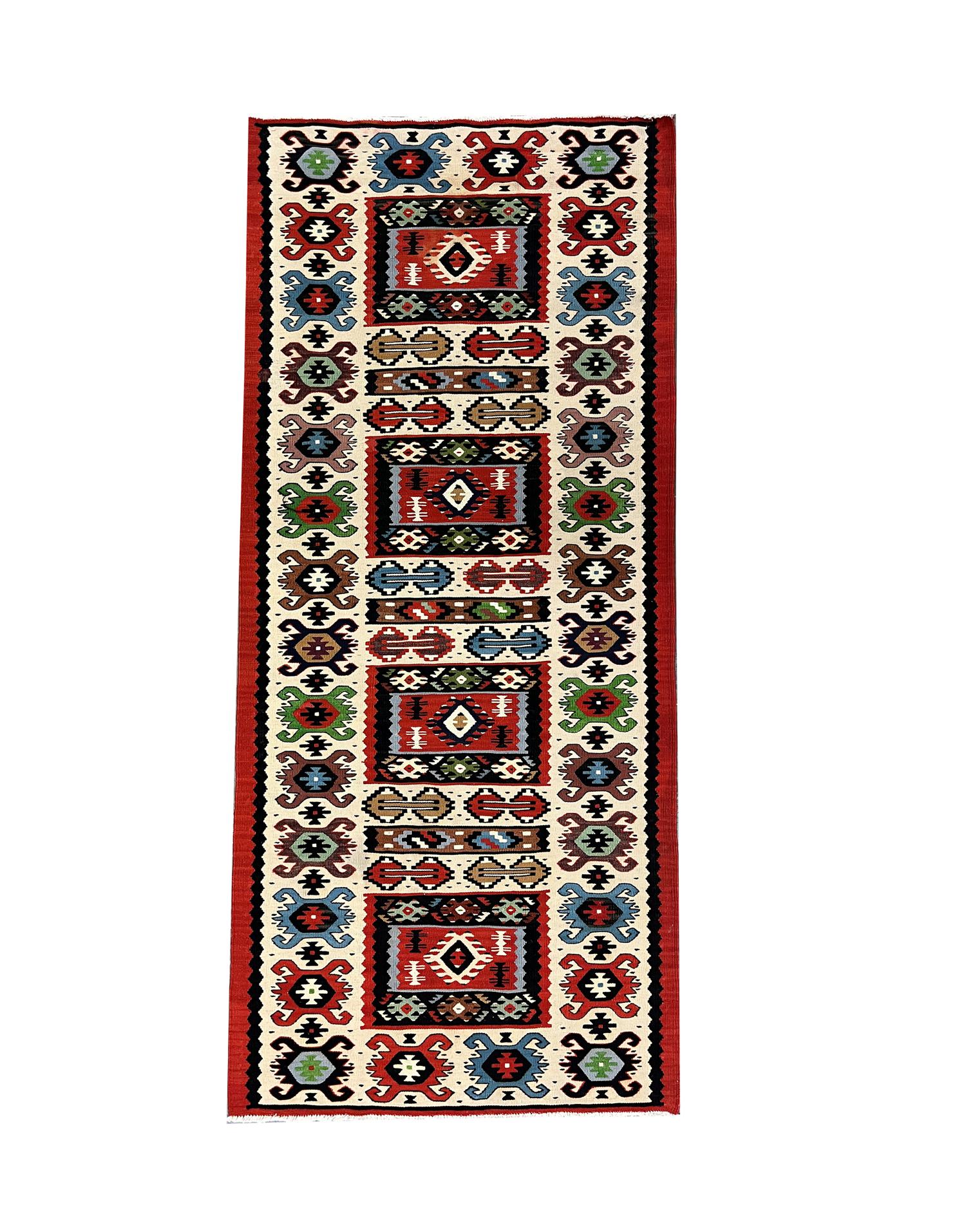 Rustique Paire de tapis de couloir traditionnels turcs Kilims en laine rouge fabriqués à la main en vente