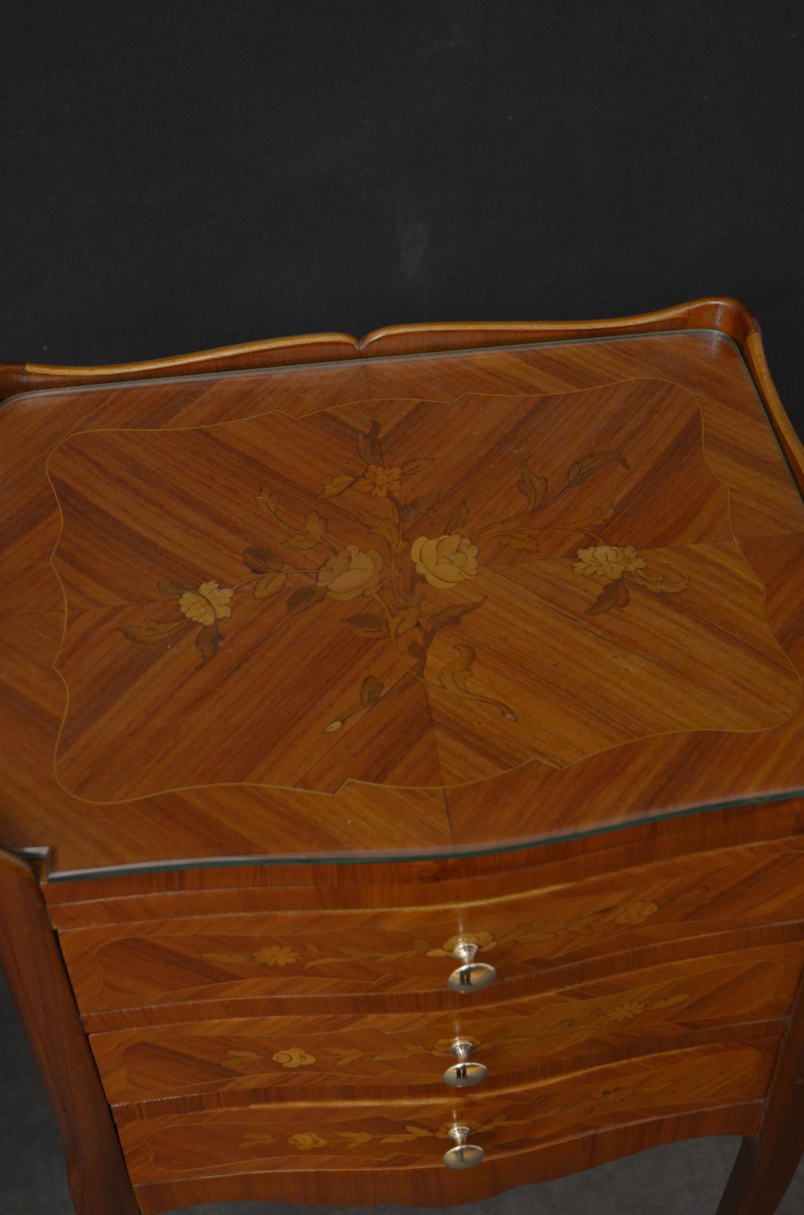 Louis XV Pair of Kingwood Bedside Cabinets Chests