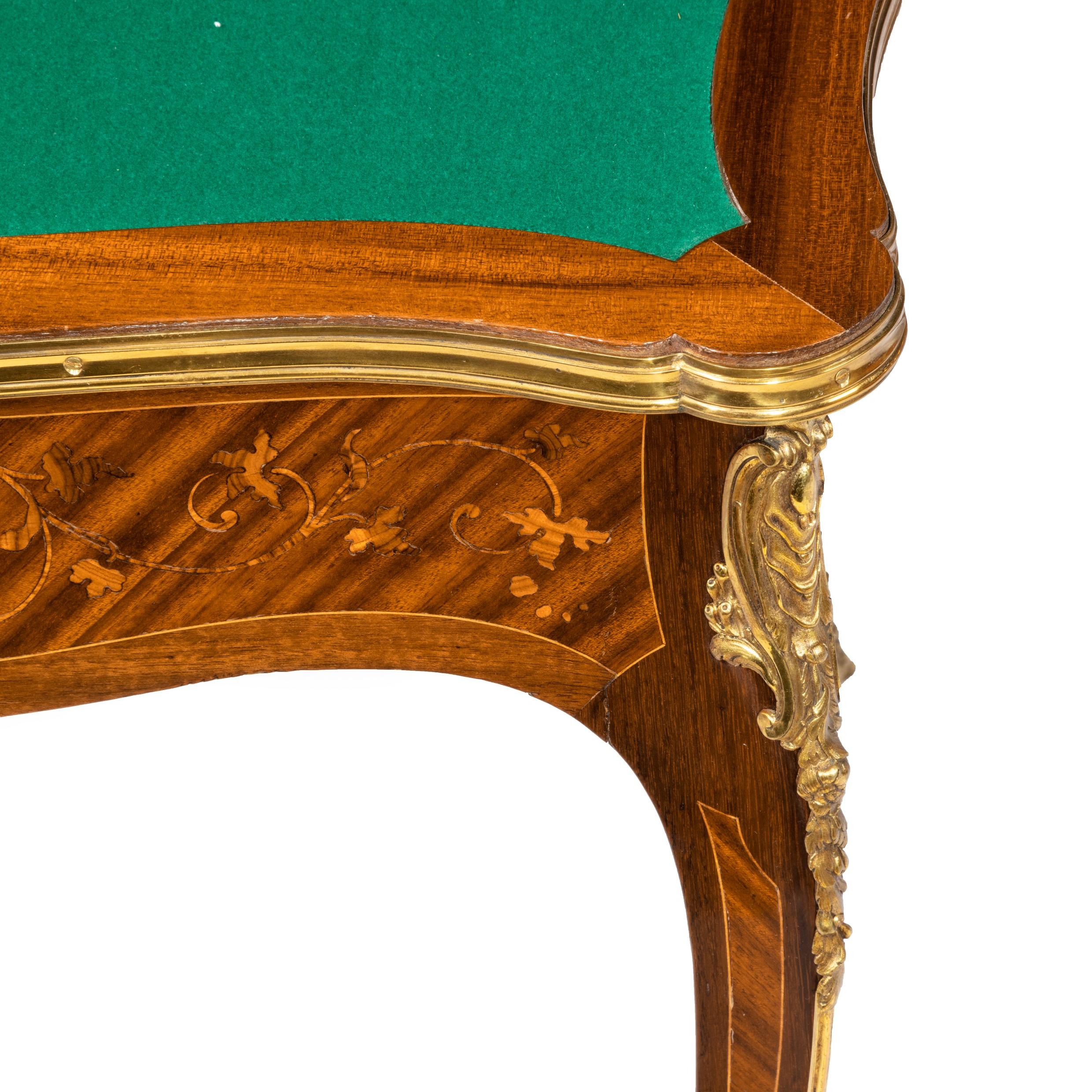 Paire de tables à cartes en bois de roi par G. Durand Bon état - En vente à Lymington, Hampshire