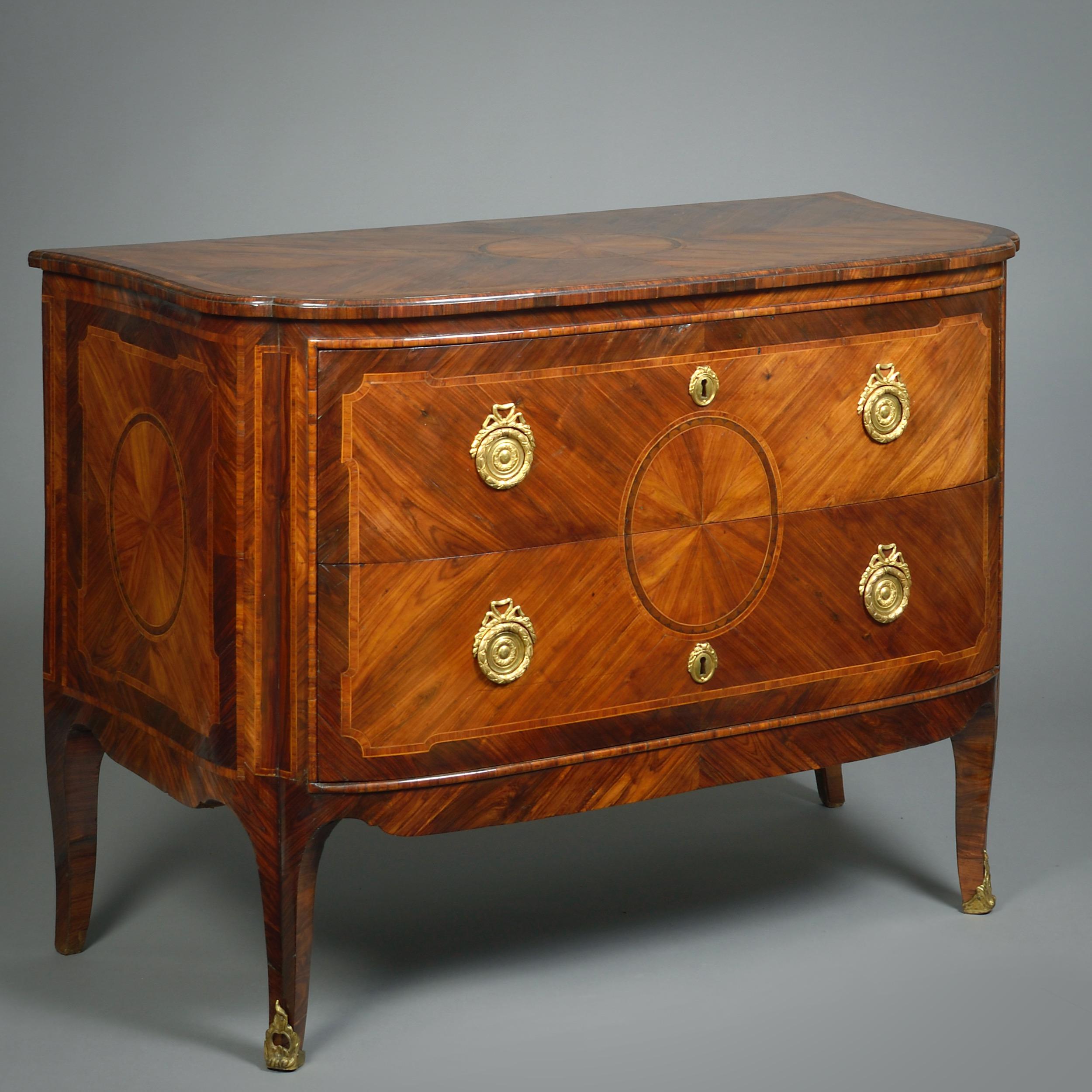 Coppia di commode in legno Kingwood, Genova In condizioni buone in vendita a London, GB