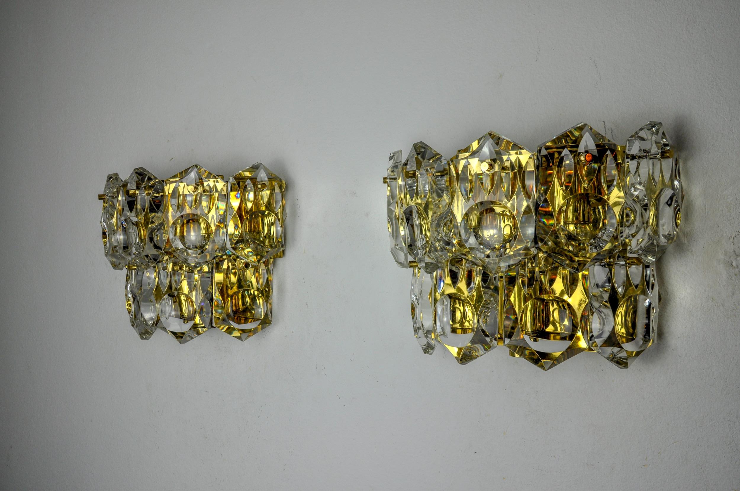 Hollywood Regency Pair of kinkeldey wall lights, 2 levels, German cut crystals, 1970 For Sale