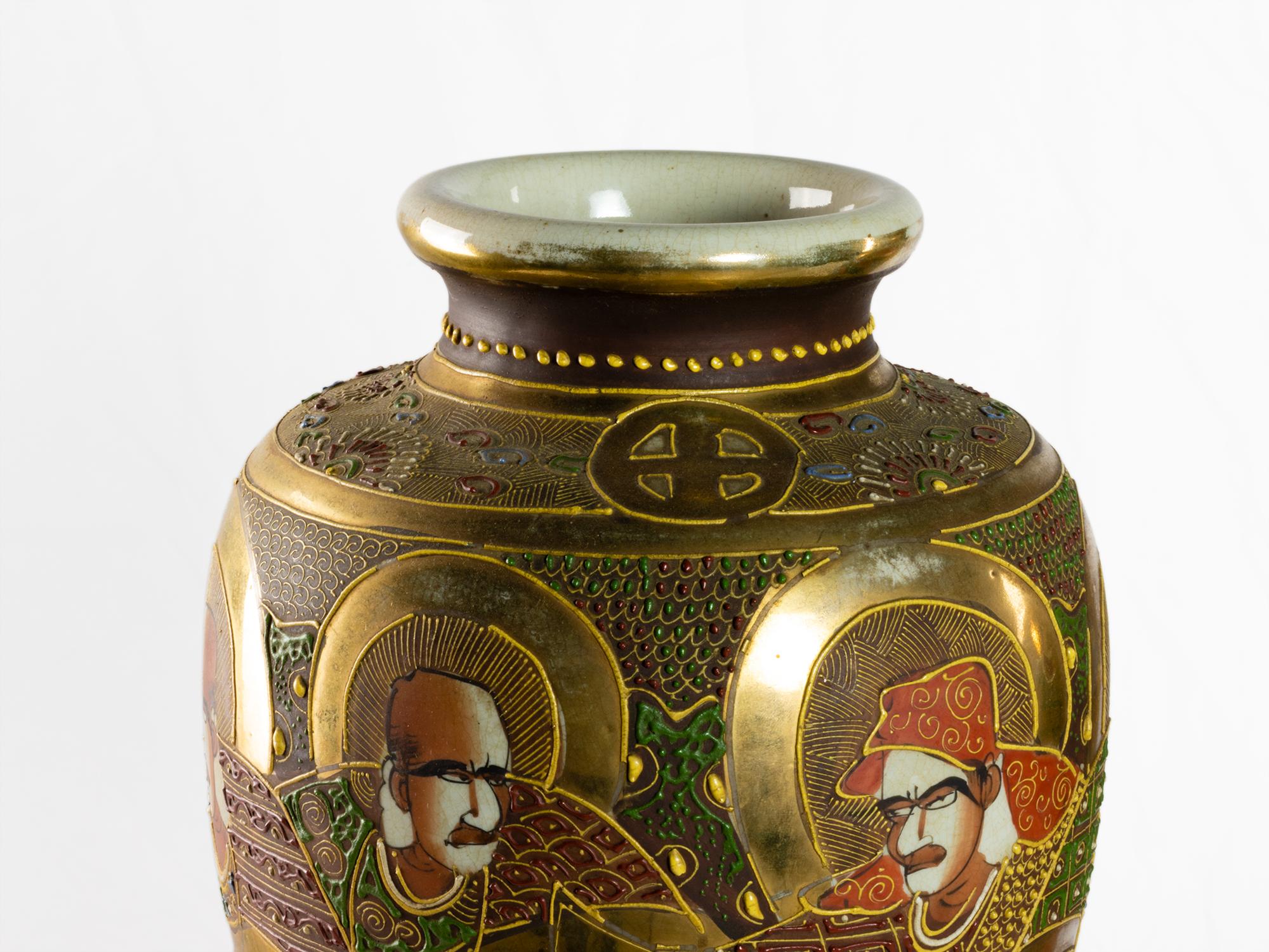 Porcelain Pair of Kinkozan Satsuma Vases with Gold Kinrande, 19th Century For Sale