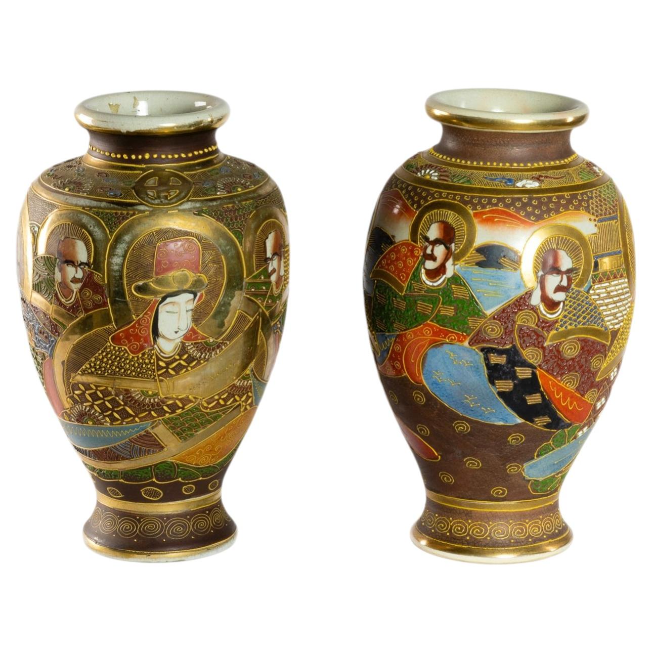 Pair of Kinkozan Satsuma Vases with Gold Kinrande, 19th Century