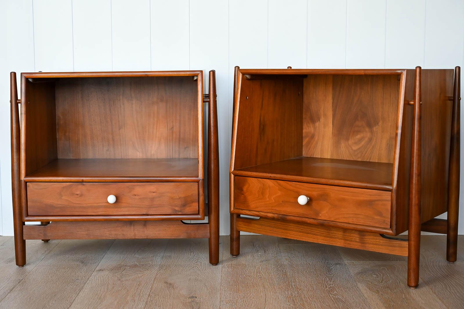 Pair of Kipp Stewart and Stewart McDougall Walnut Nighstands, ca. 1960.  Beautiful matched pair of walnut nightstands or side tables by Kipp Stewart and Stewart McDougall for Drexel.  Professionally refinished in excellent condition with original