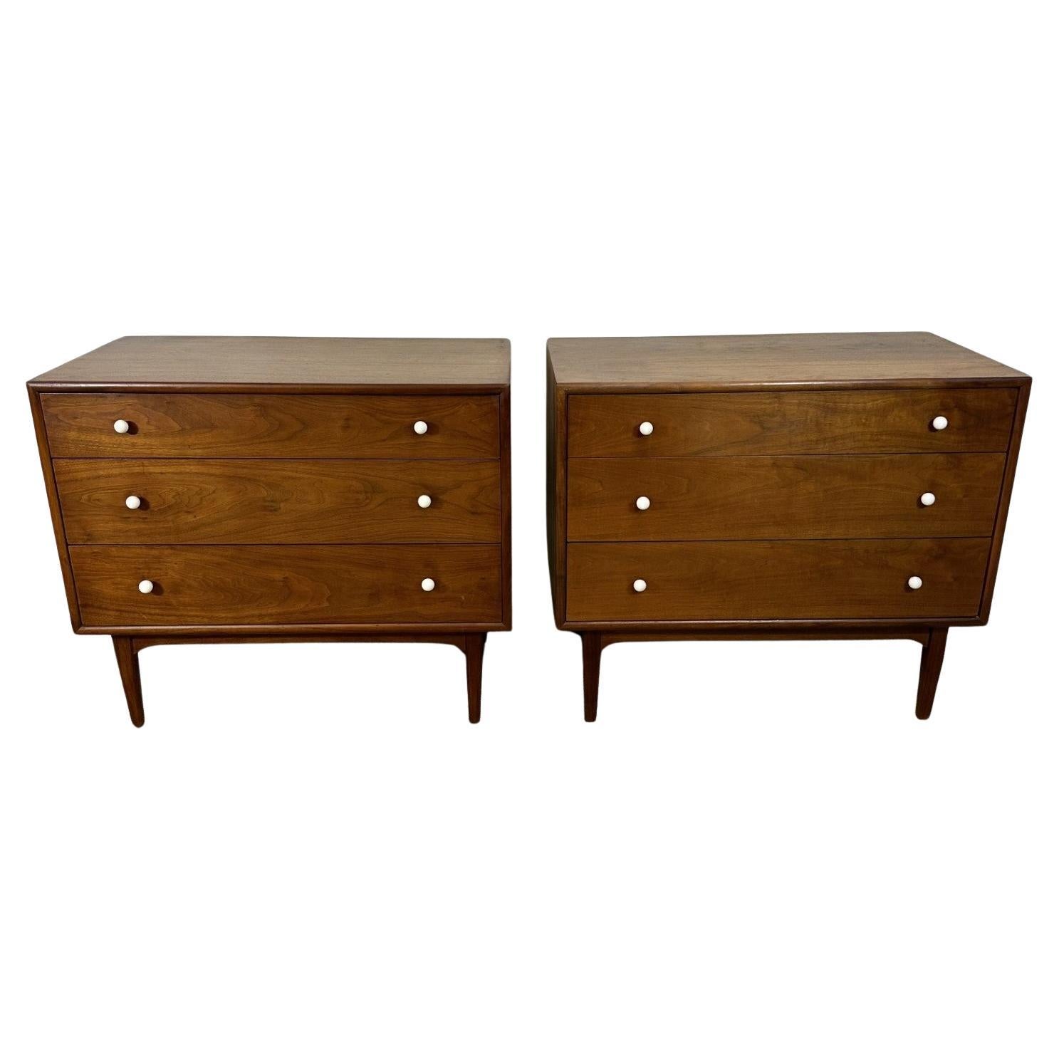 Pair of Kipp Stewart Walnut Bachelor Chests by Drexel For Sale