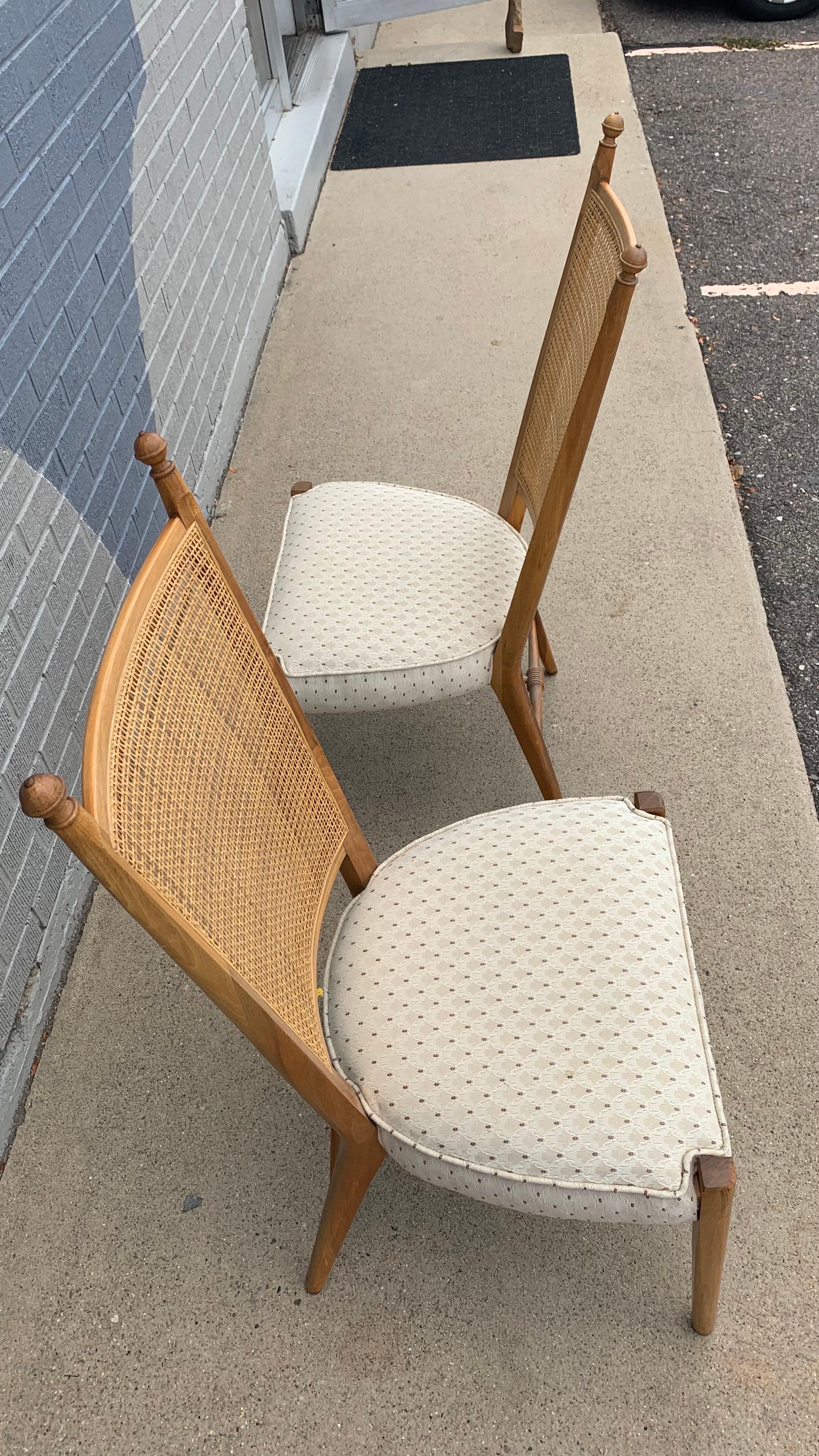 Coppia di sedie da pranzo Kipp Stewart per Drexel Declaration In condizioni buone in vendita a Wheat Ridge, CO