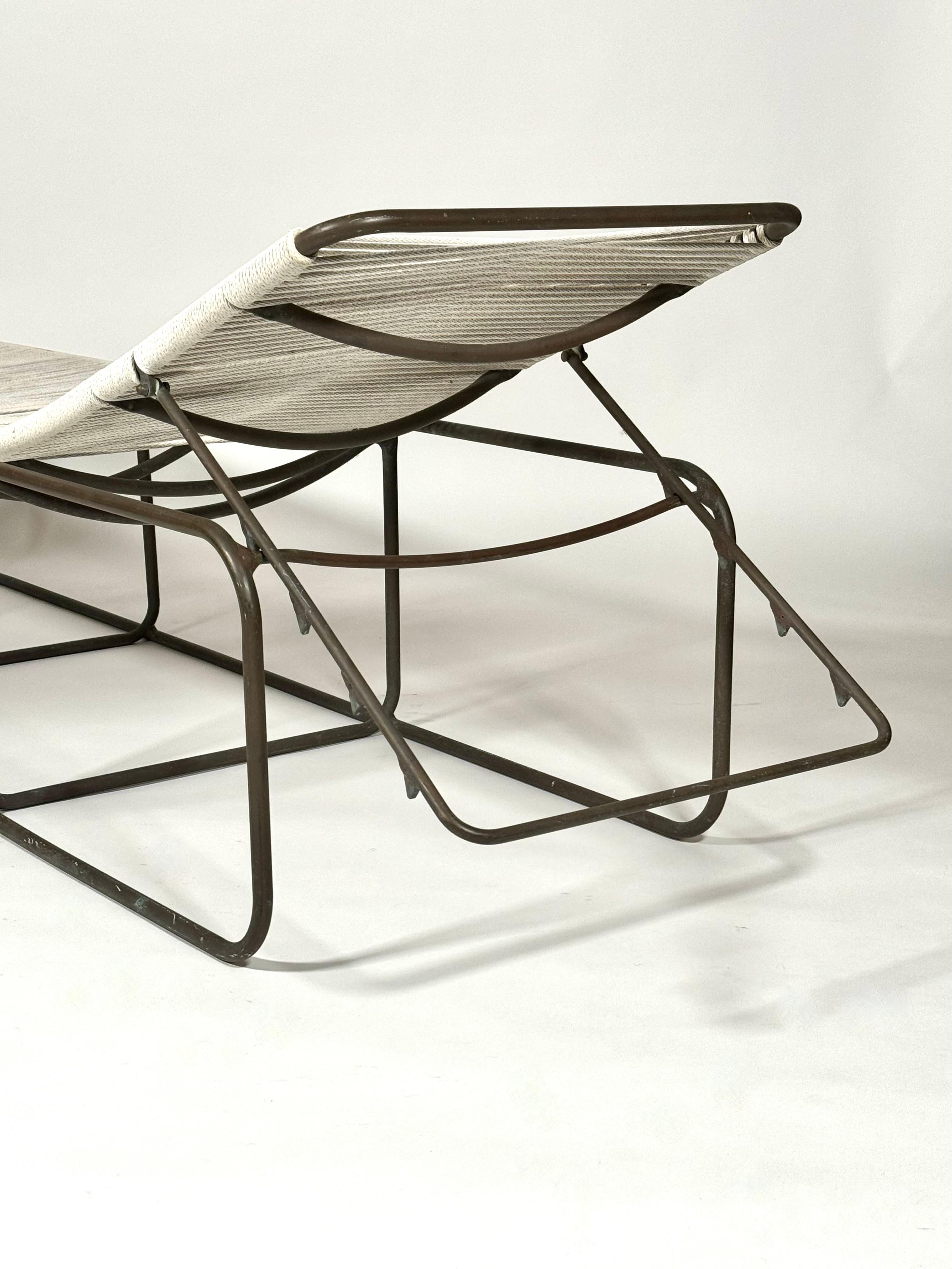 Verstellbare Stühle von Kipp Stewart für Terra Bronze, Paar im Angebot 3