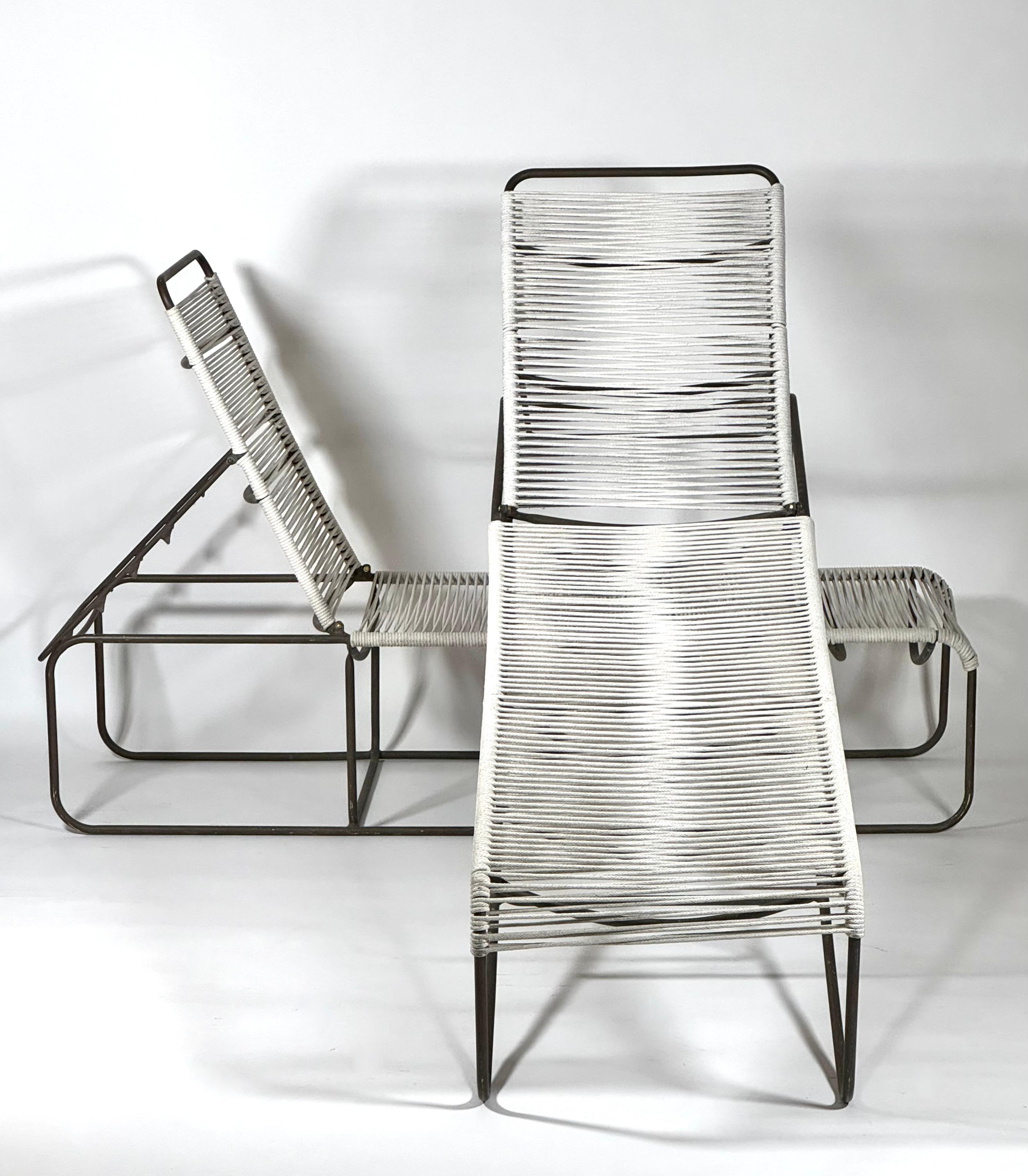 Verstellbare Stühle von Kipp Stewart für Terra Bronze, Paar (Moderne der Mitte des Jahrhunderts) im Angebot