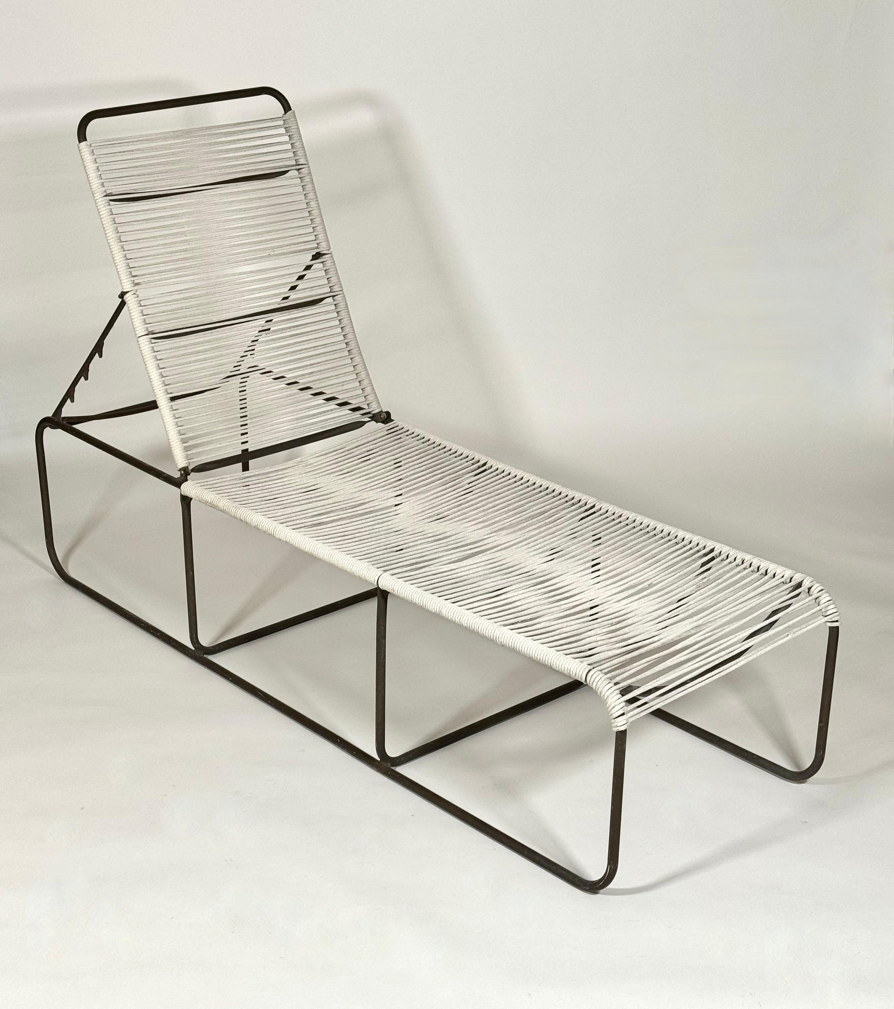 Verstellbare Stühle von Kipp Stewart für Terra Bronze, Paar (Handgefertigt) im Angebot