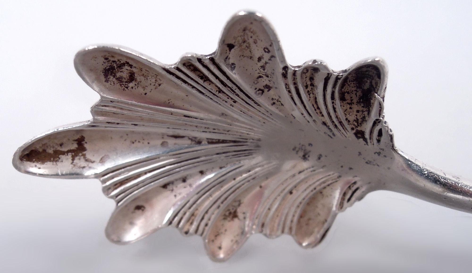 Paire de pinces à glace en argent sterling repoussé de Kirk Baltimore Bon état à New York, NY