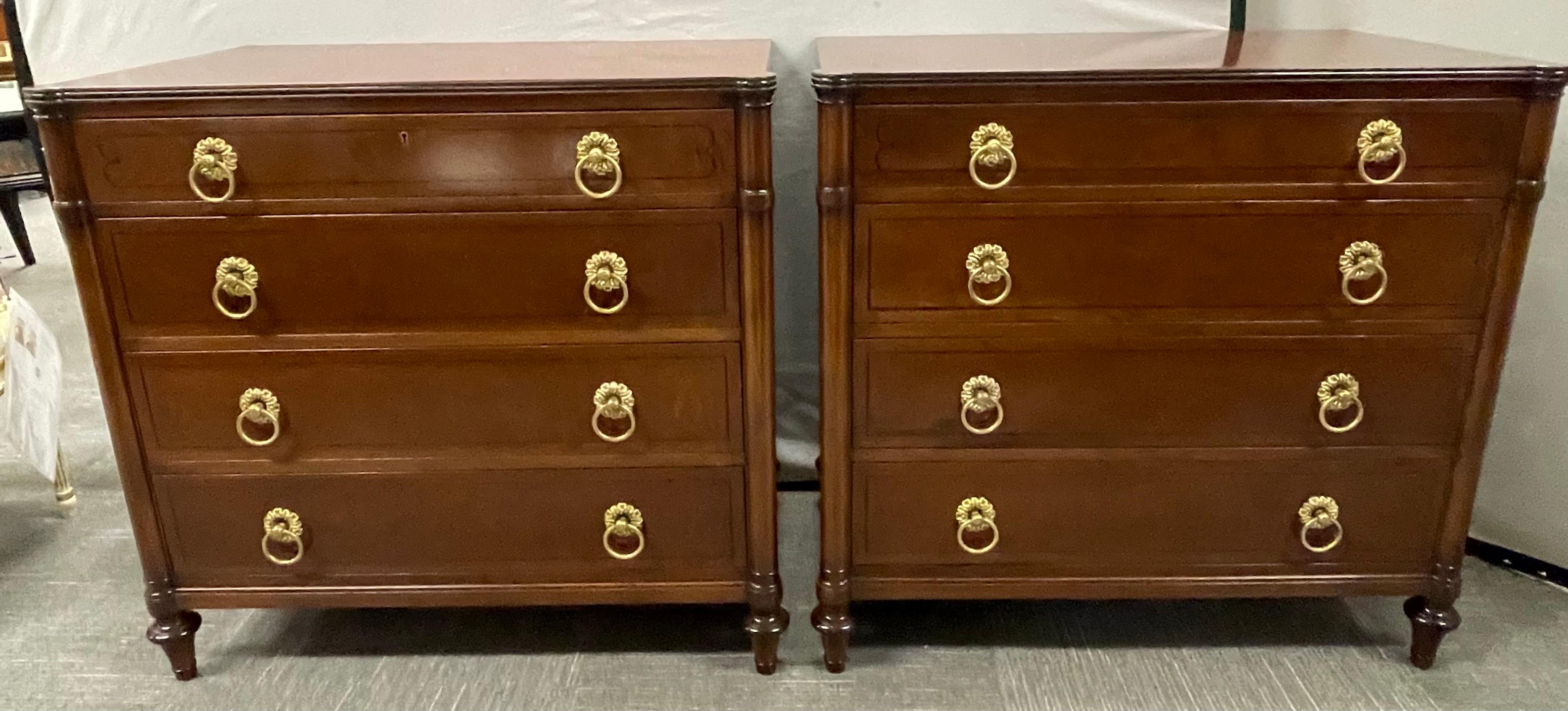 Georgian Pair of Kittinger Commodes, Nightstands or Chests