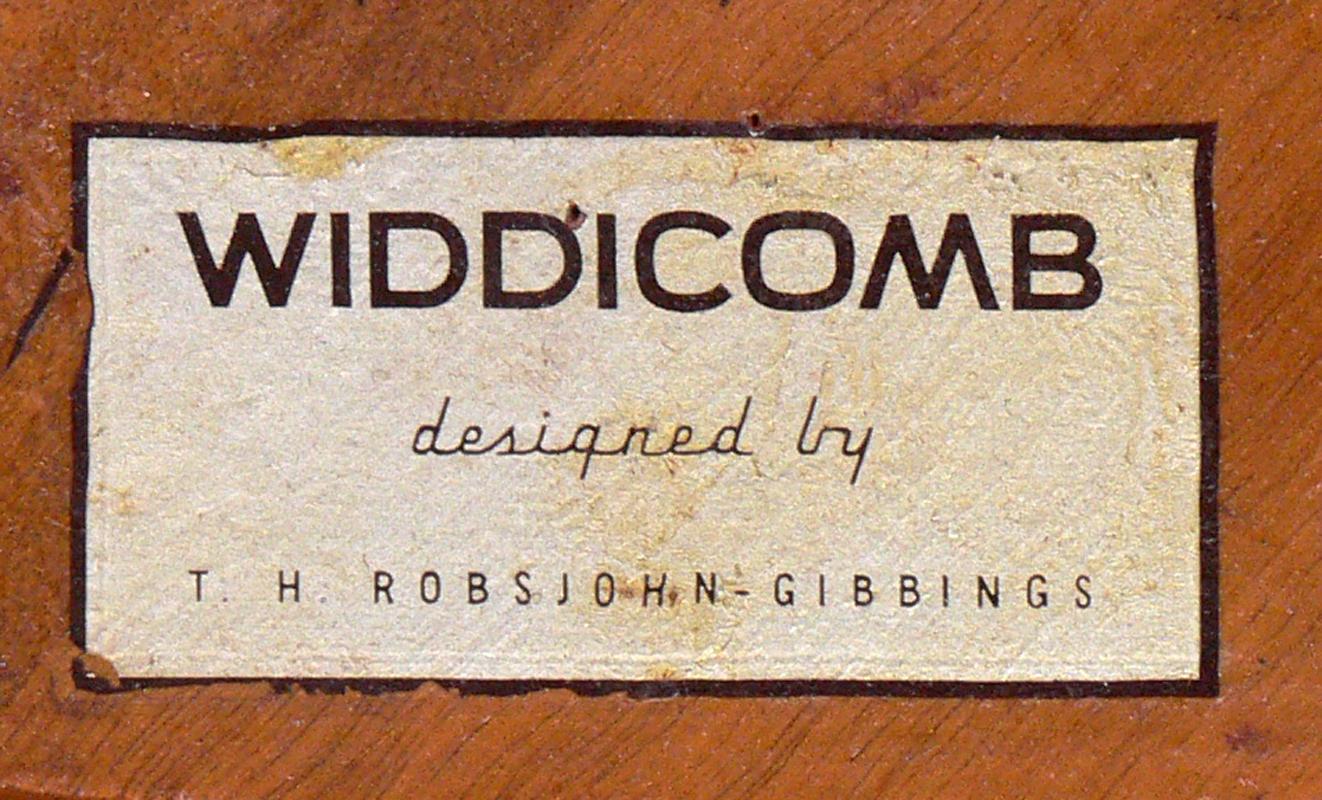 Milieu du XXe siècle Paire de tables d'appoint à pieds Klismos de T.H. Robsjohn-Gibbings en vente