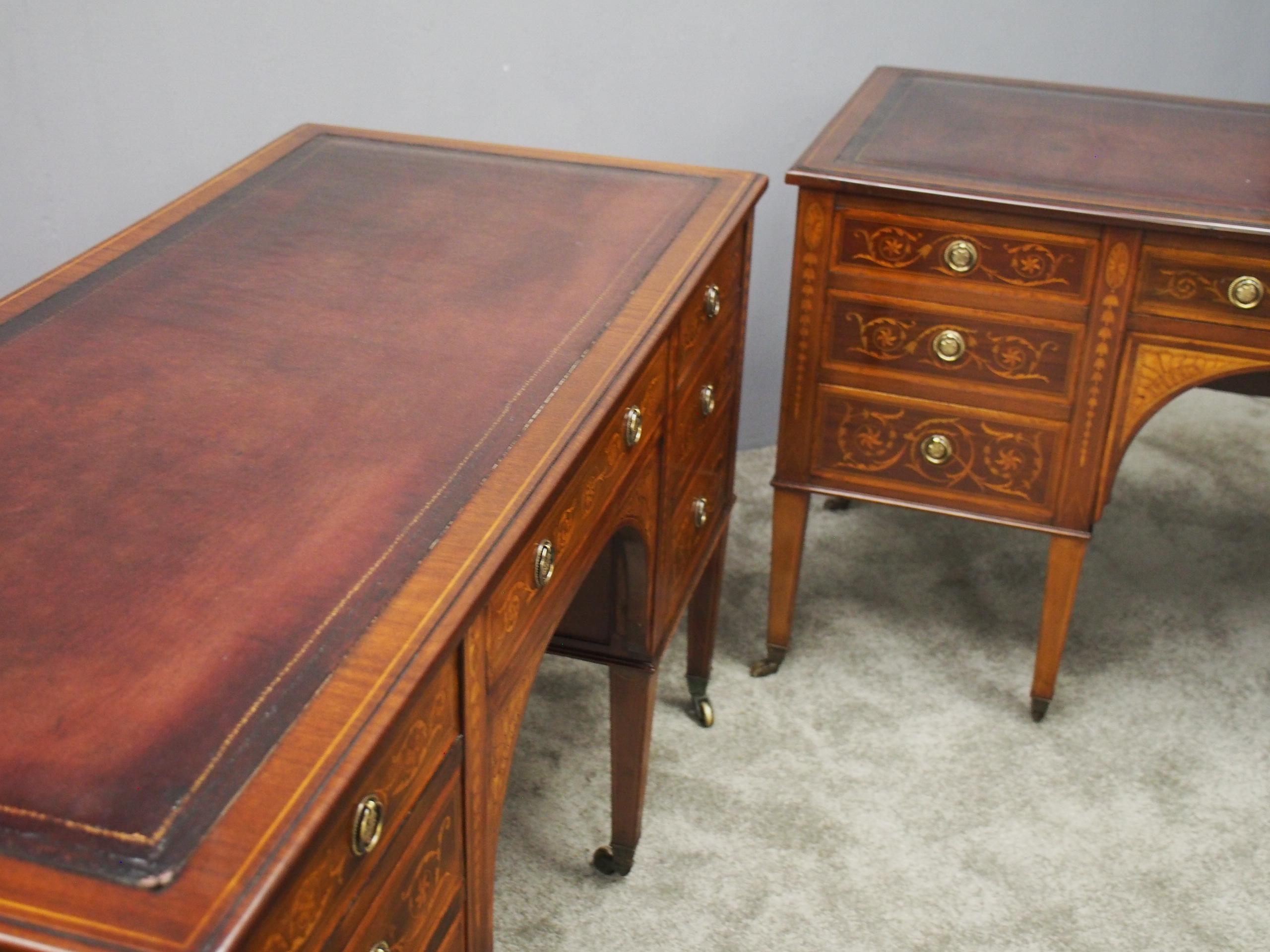 Pair of Kneehole Desks by Maple and Co. For Sale 4