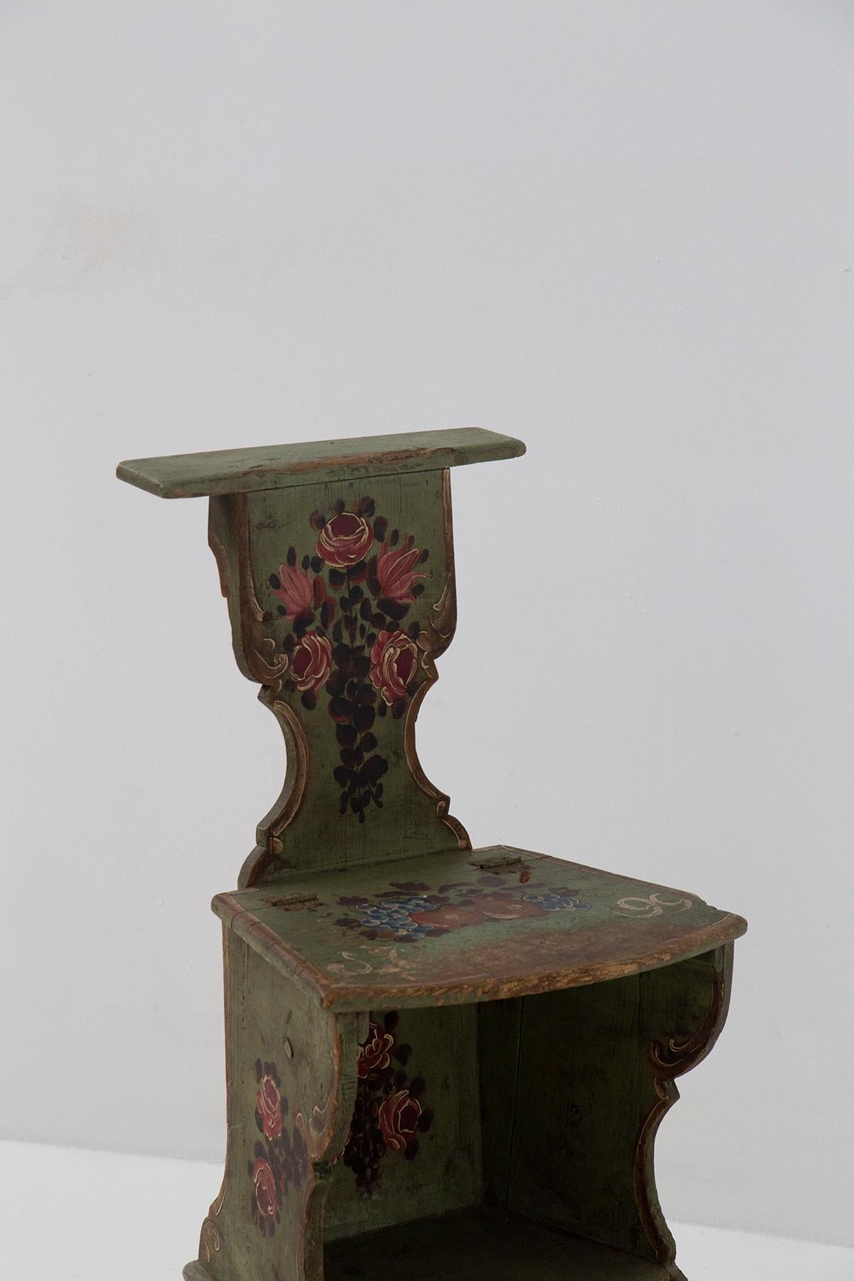Pair of kneeler chairs in polychrome wood, probably Tirol For Sale 3