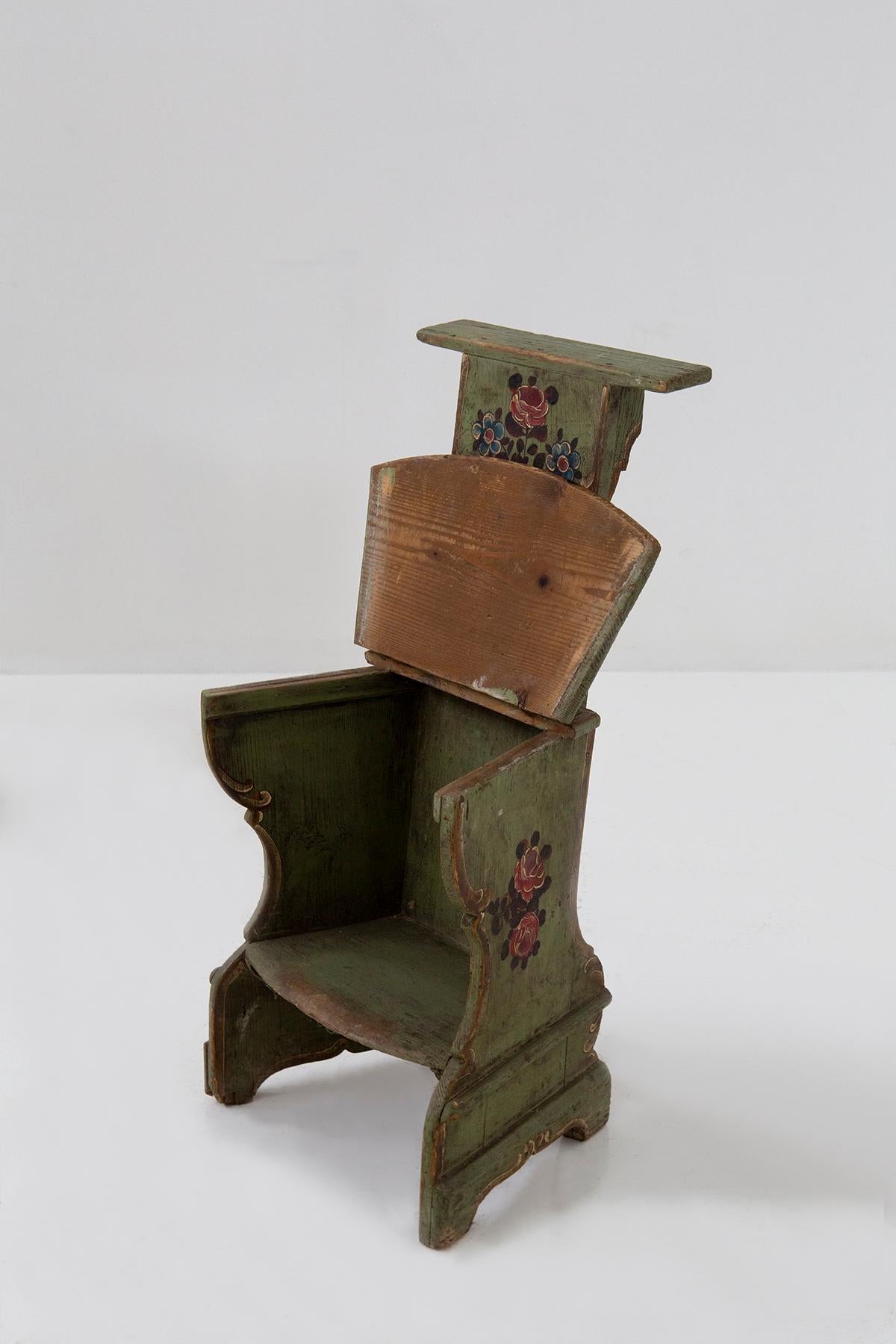 Pair of kneeler chairs in polychrome wood, probably Tirol For Sale 2