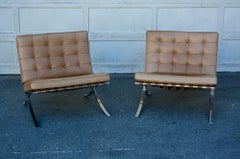 Paire de chaises Knoll Barcelona de Mies Van Der Rohe