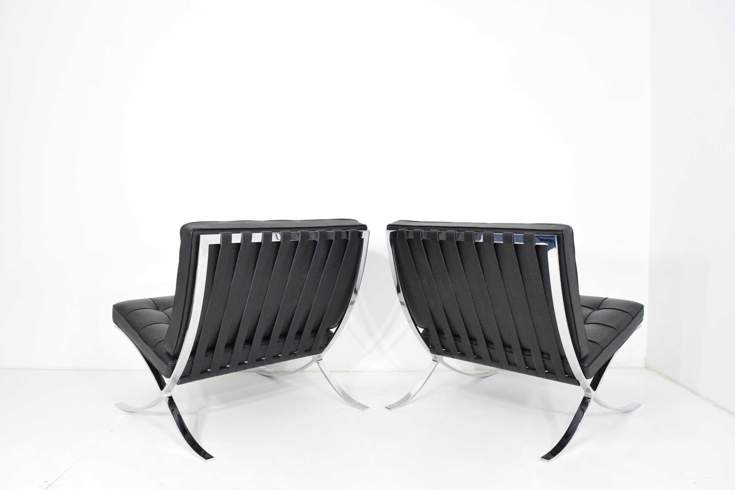 Pair of Knoll Barcelona Chairs 2