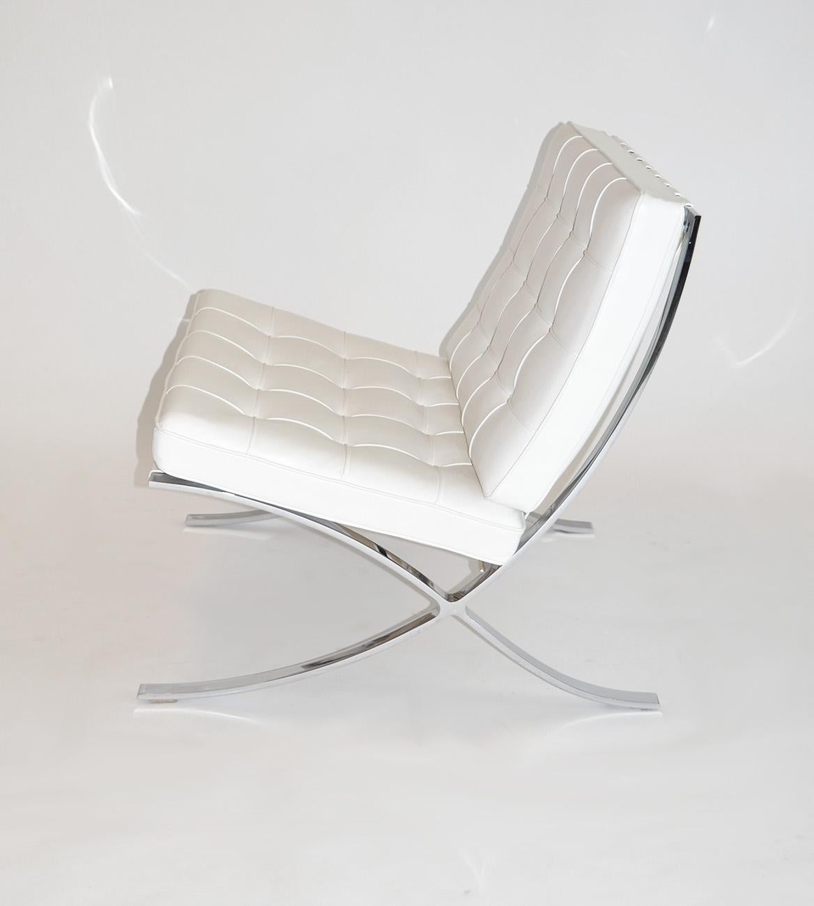 Mid-Century Modern Pair of Knoll Barcelona Lounge Chairs in White Sabrina Leather Circa 2000s