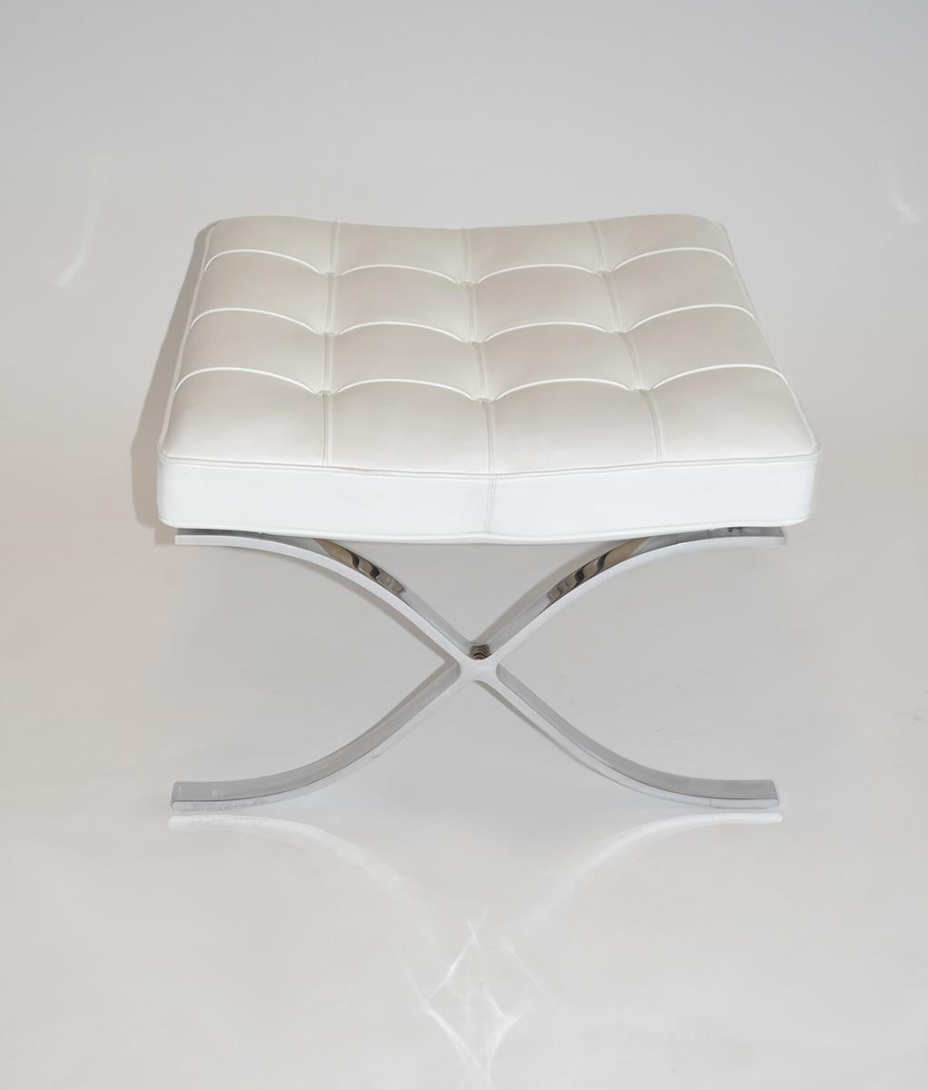 Mid-Century Modern Pair of Knoll Barcelona Stools Ottomans in White Sabrina Leather, circa 2000s