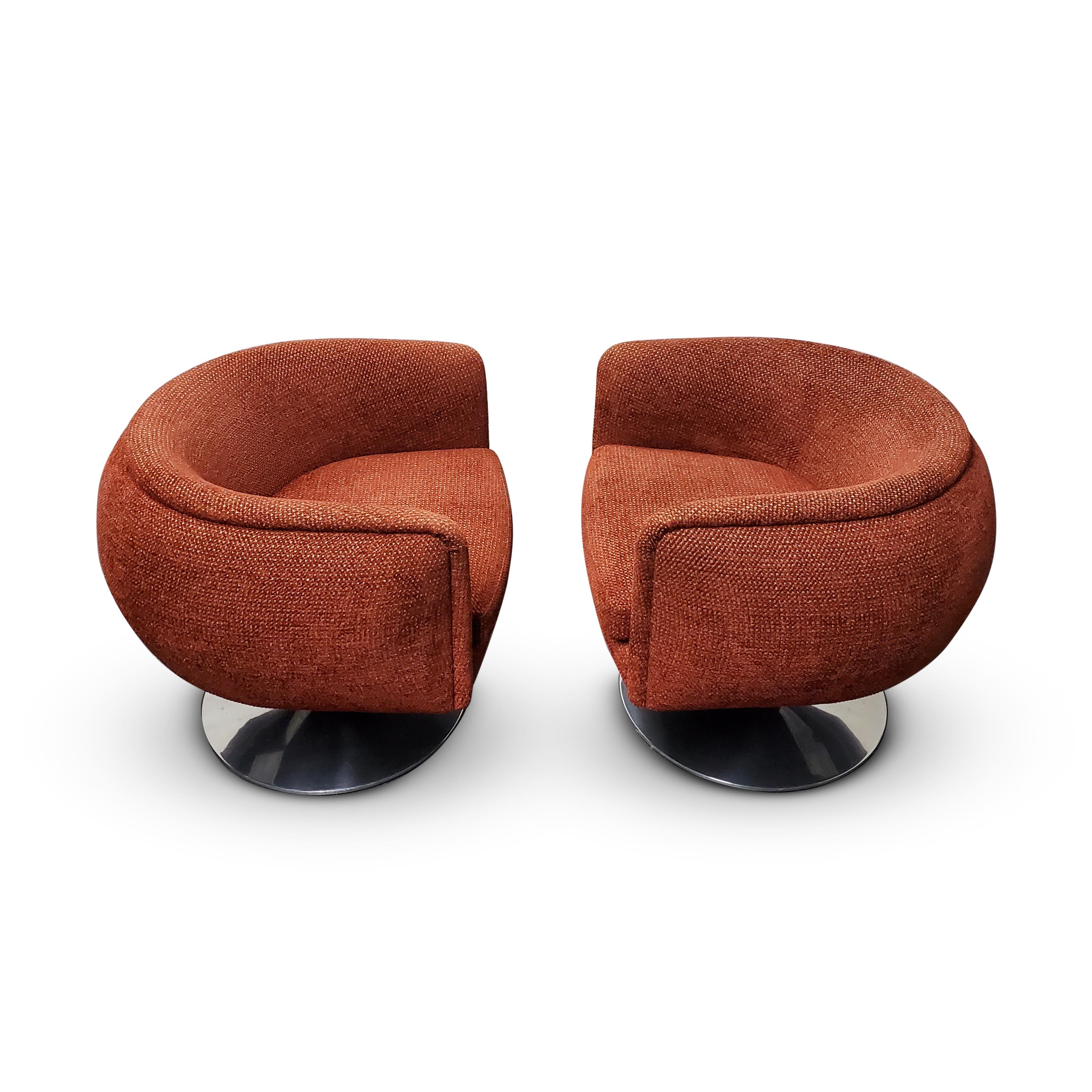 Pair of Knoll D'urso Swivel Lounge Chairs  2