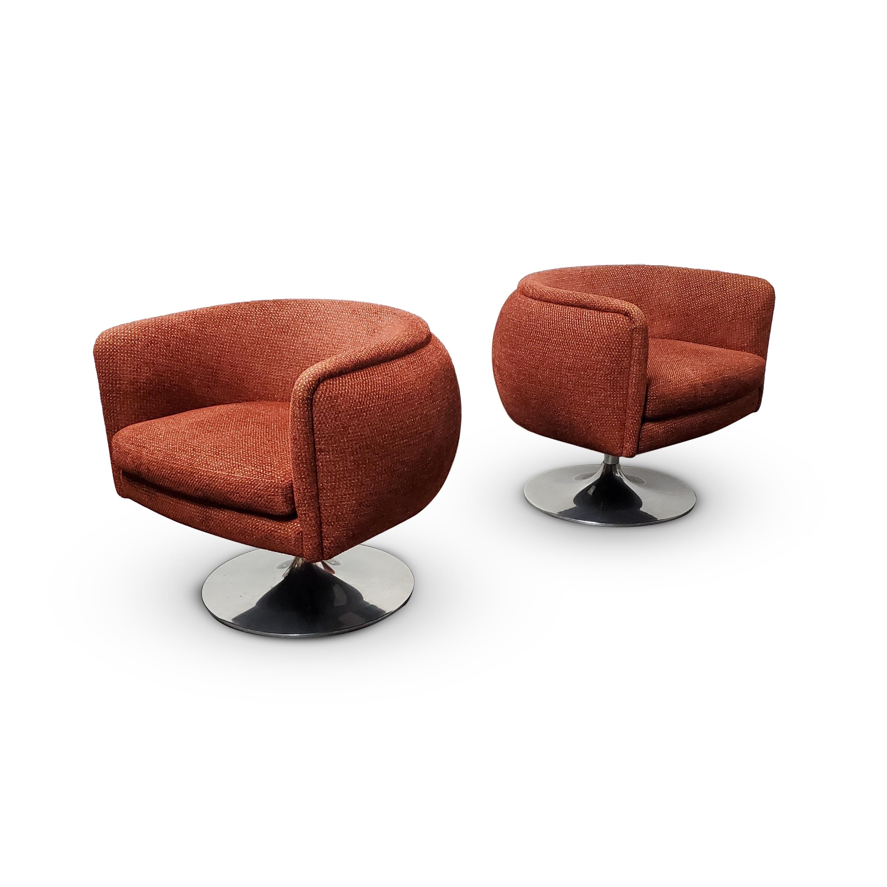 Pair of Knoll D'urso Swivel Lounge Chairs  5