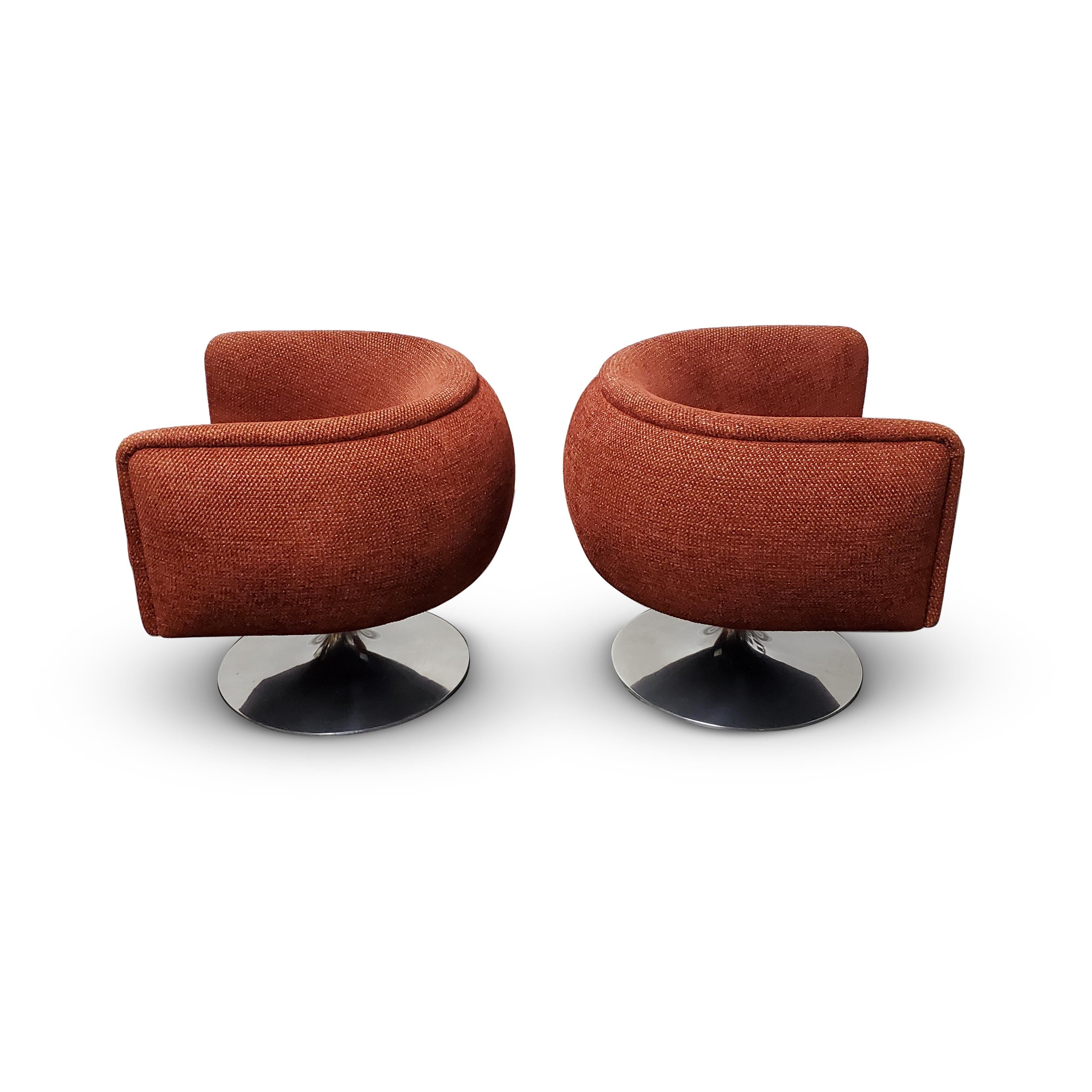 Modern Pair of Knoll D'urso Swivel Lounge Chairs 