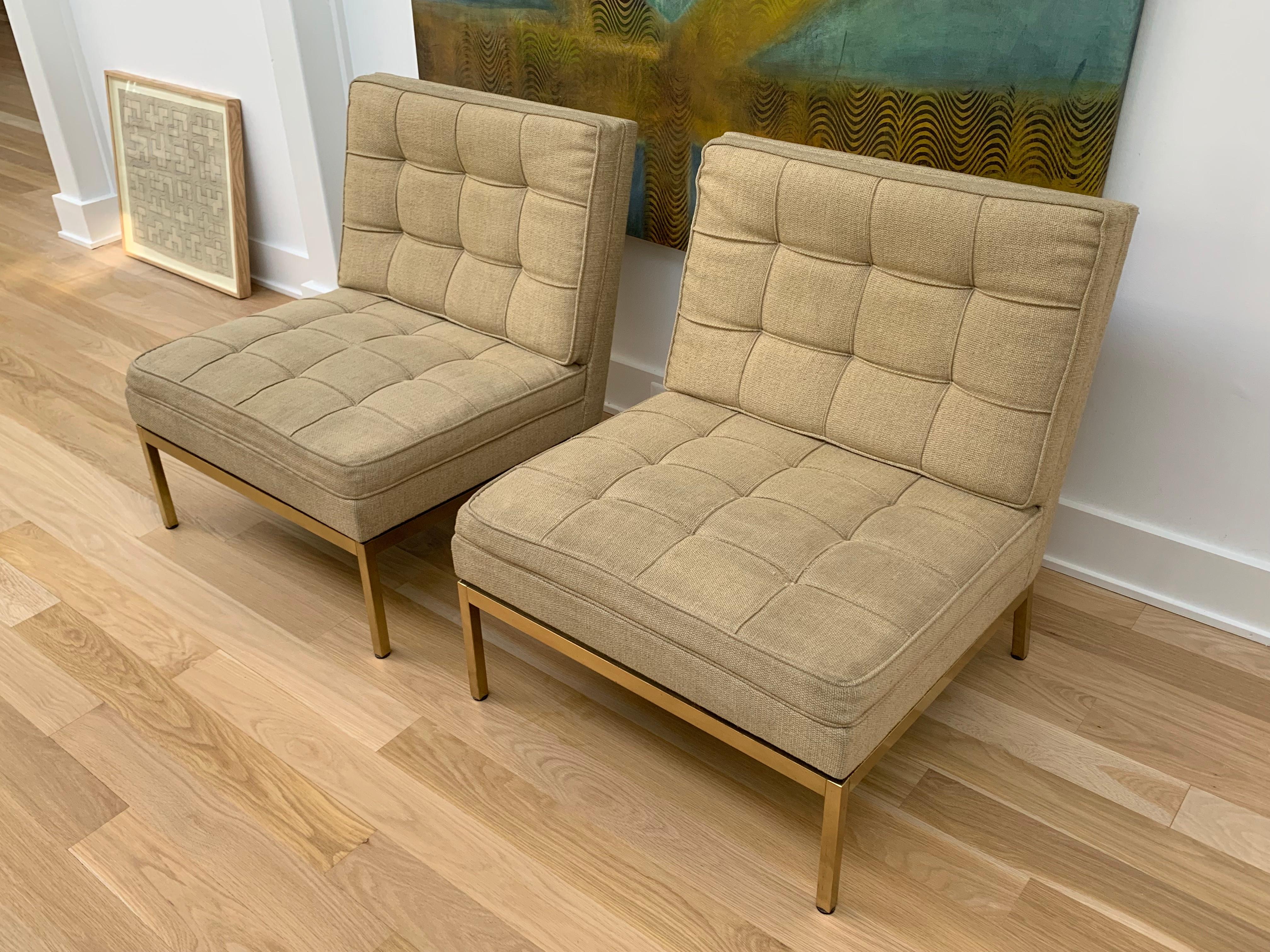 Pair of Knoll Lounge Chairs In Good Condition For Sale In Washington, DC