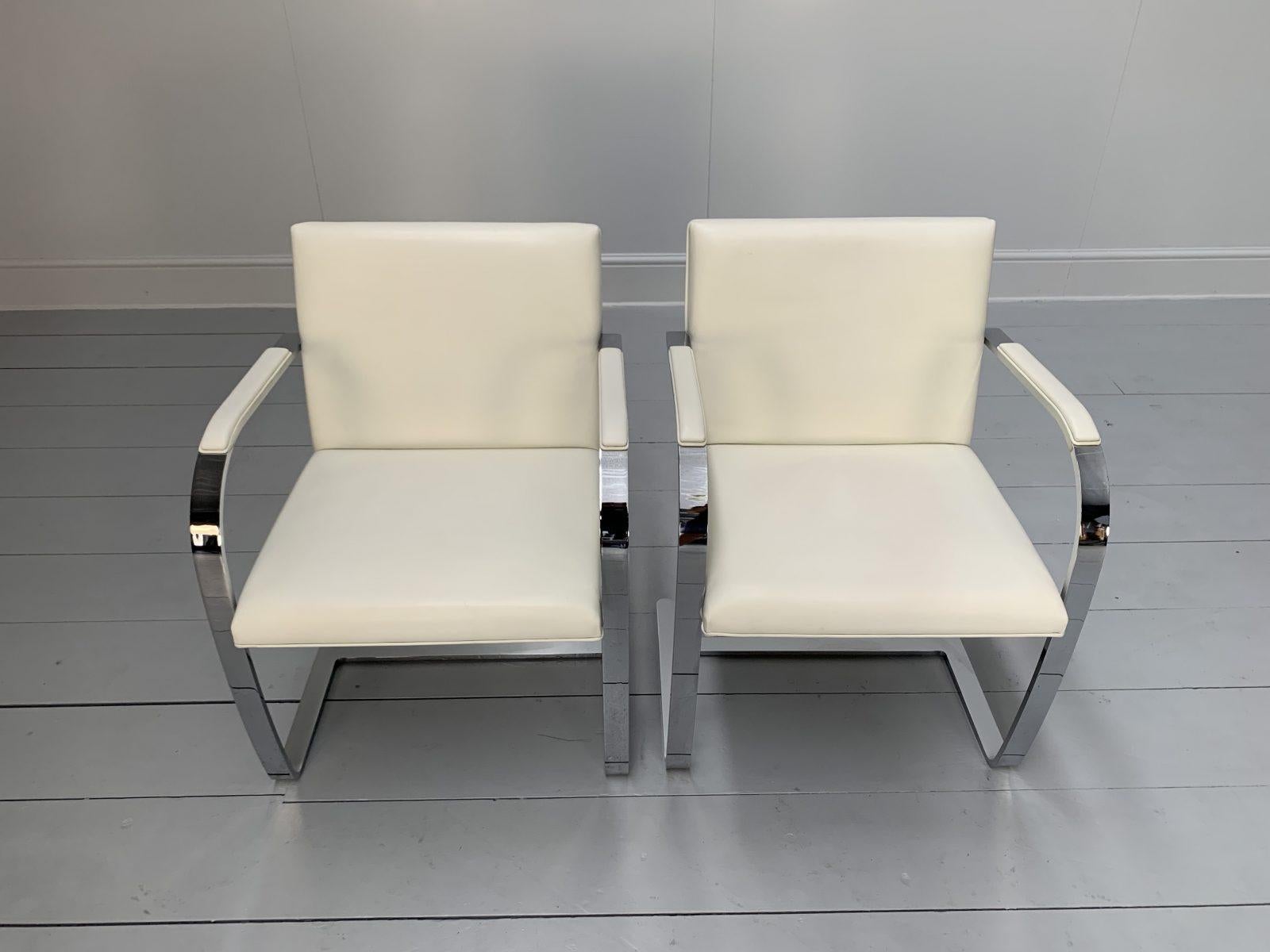 Pair of Knoll Studio “Brno Flat Bar” Armchairs in Chrome & White Leather For Sale 4