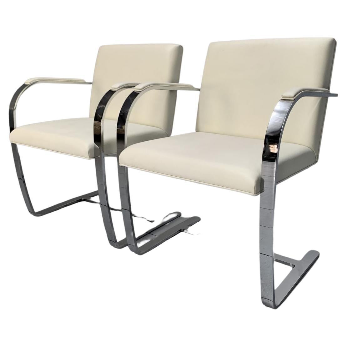 Pair of Knoll Studio “Brno Flat Bar” Armchairs in Chrome & White Leather For Sale