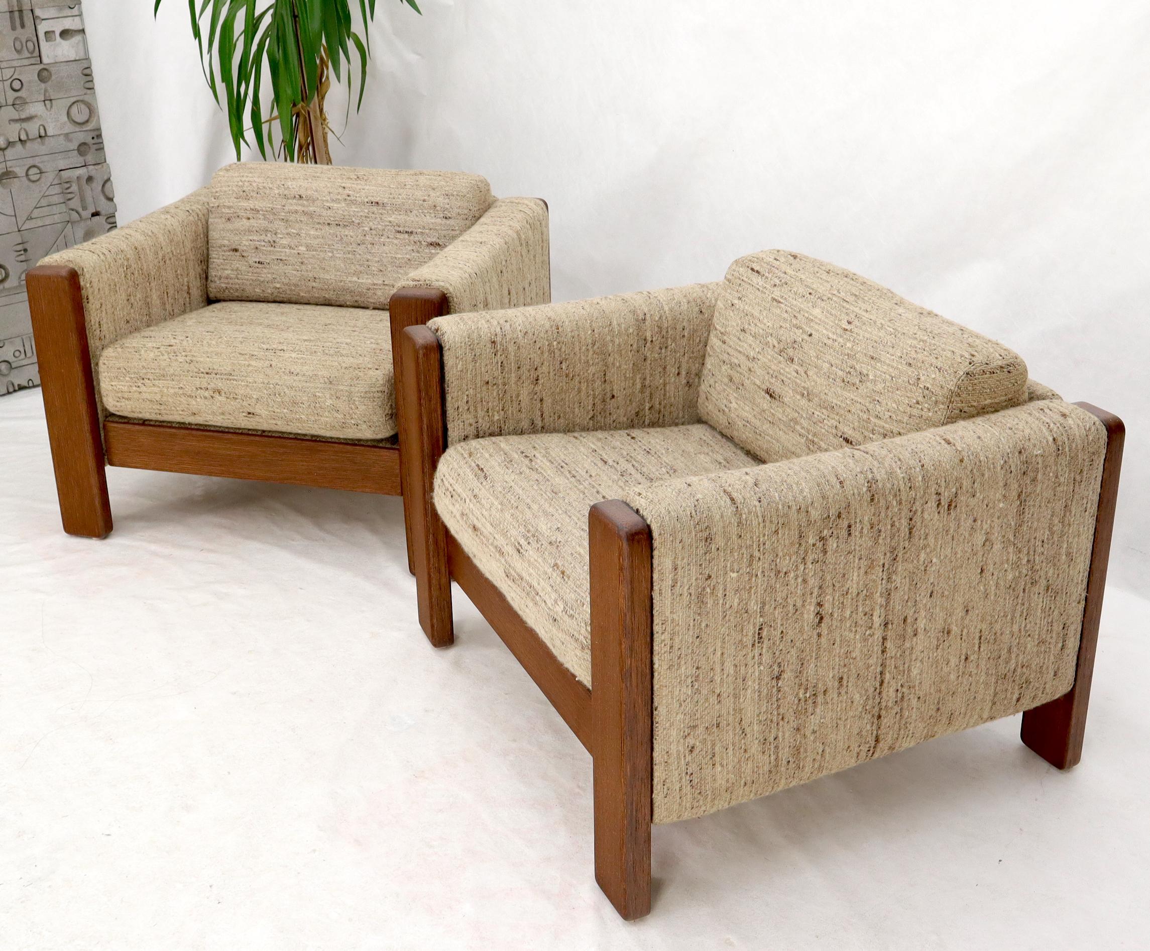 Mid-Century Modern Pair of Knoll Wool Upholstery Cube Shape Lounge Club Chairs Teak Arms