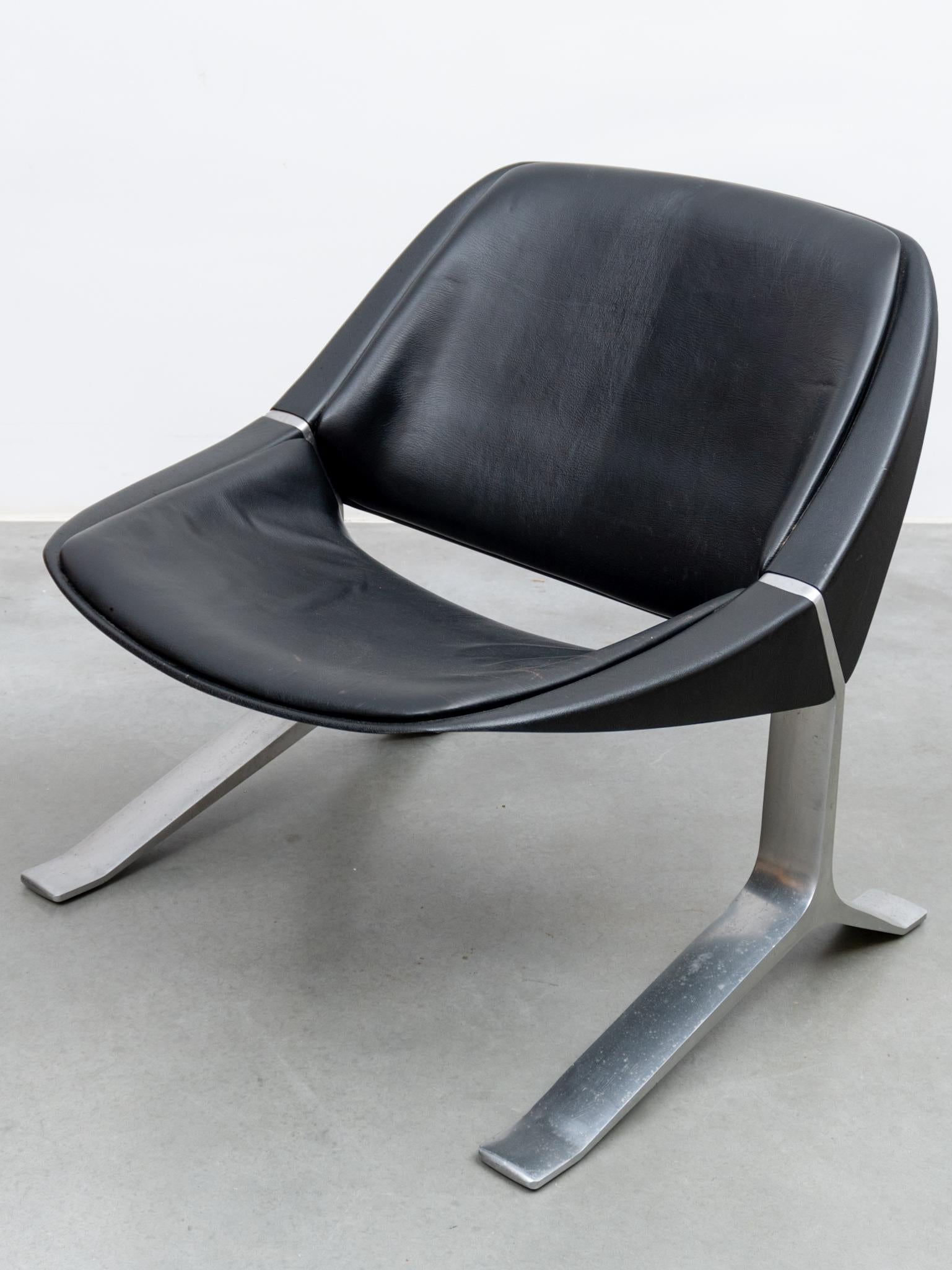 Pair of Knut Hesterberg Lounge Black and Chrome Club Arm Chairs, Germany 1971 For Sale 3
