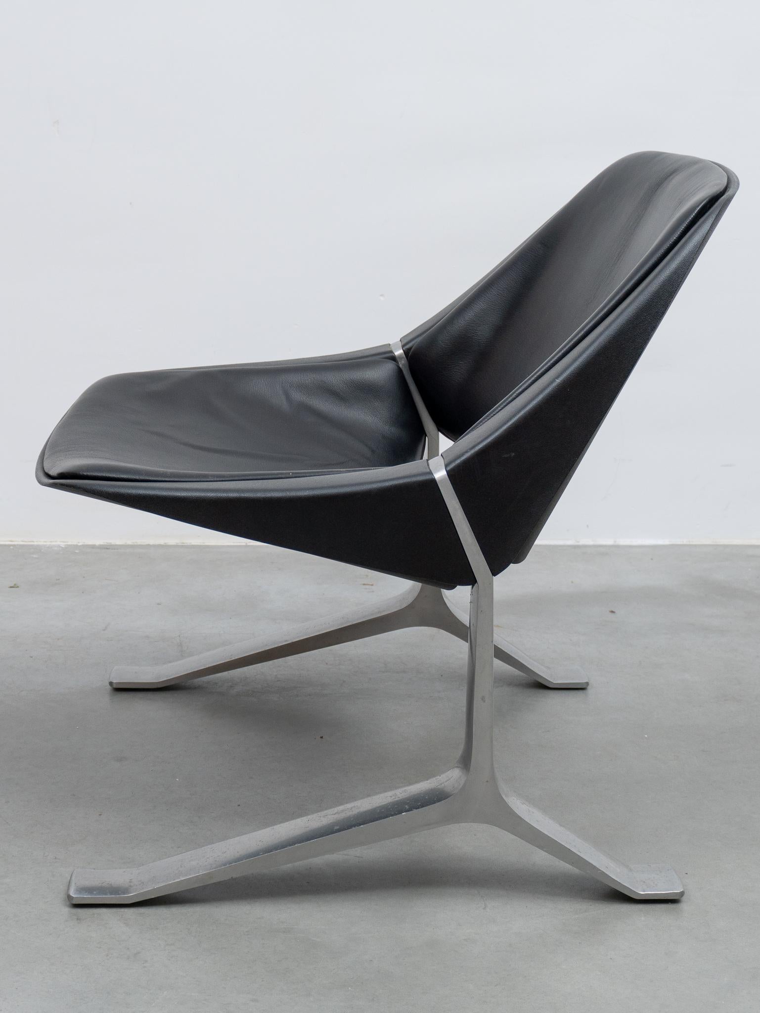 Pair of Knut Hesterberg Lounge Black and Chrome Club Arm Chairs, Germany 1971 For Sale 2