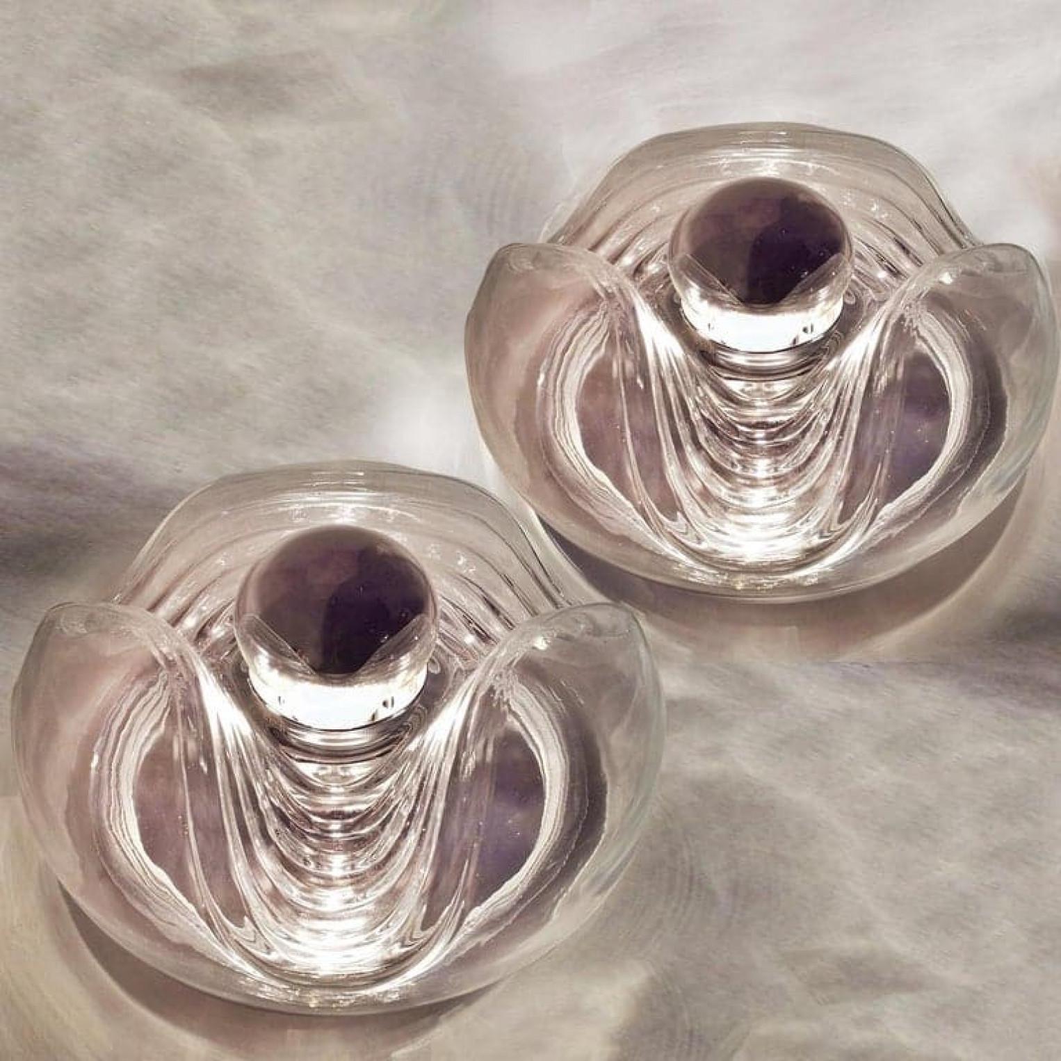 Par de  Apliques de cristal transparente Koch & Lowy de Peill Putzler, 1970 Moldeado en venta