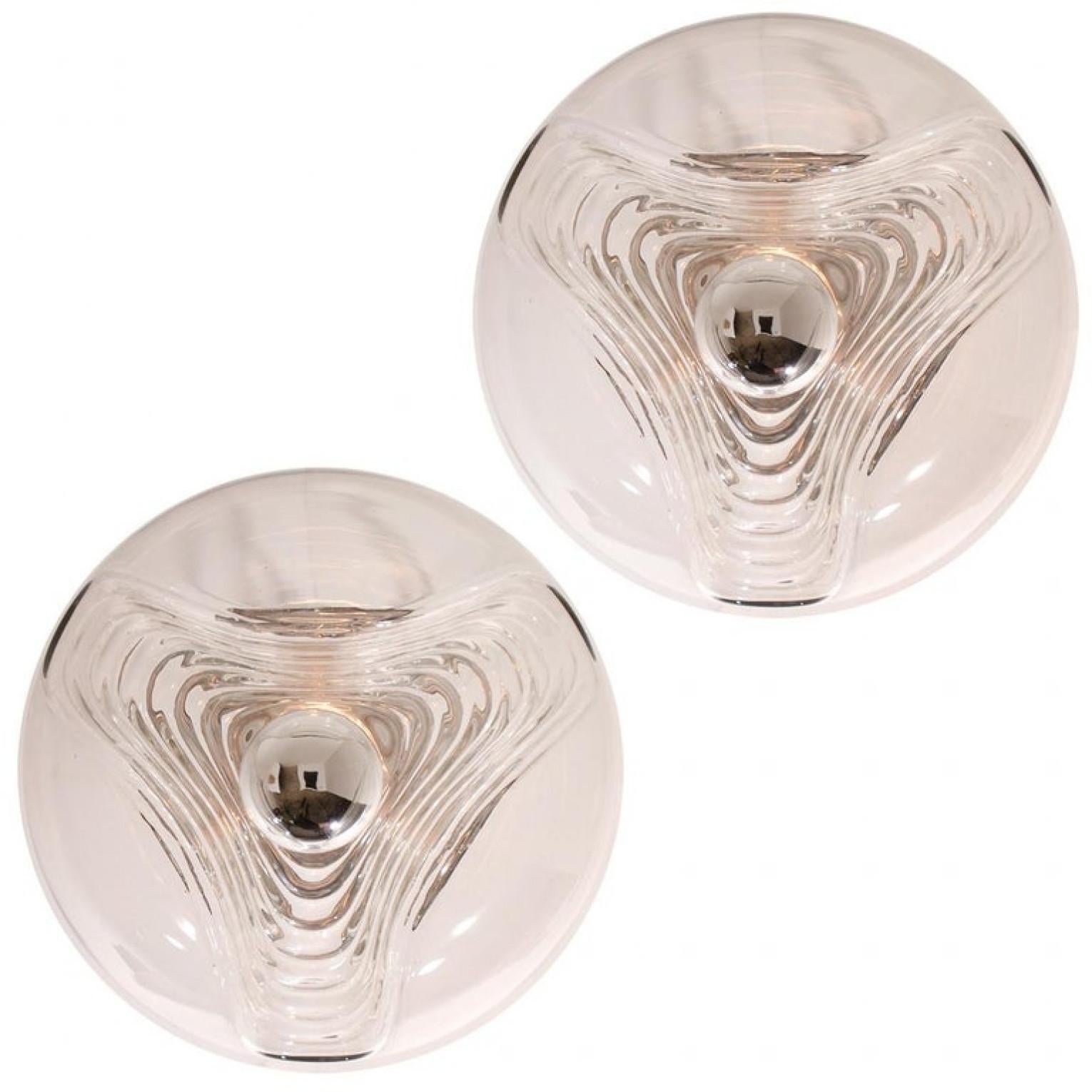 Pair of  Koch & Lowy Clear Glass Wall Lights by Peill Putzler, 1970 For Sale 1